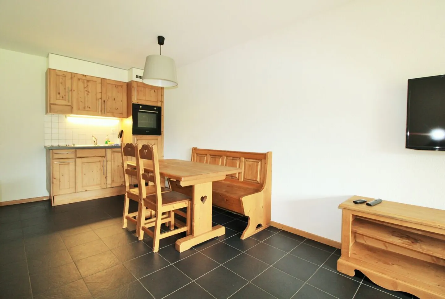 2.5 Room Apartment - Photo 1 of 5