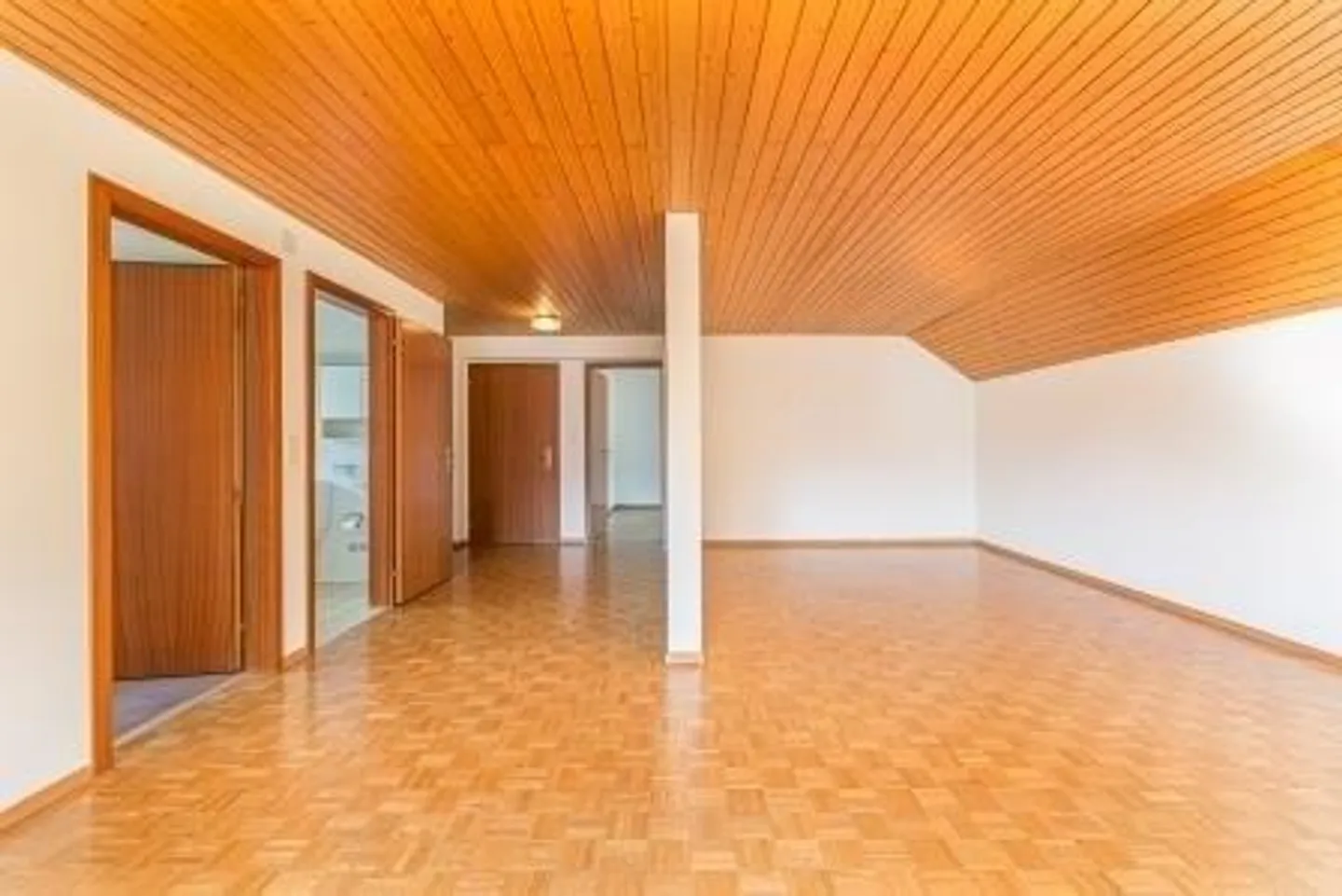 Appartamento spazioso cerca nuovo inquilino - Foto 5 di 7