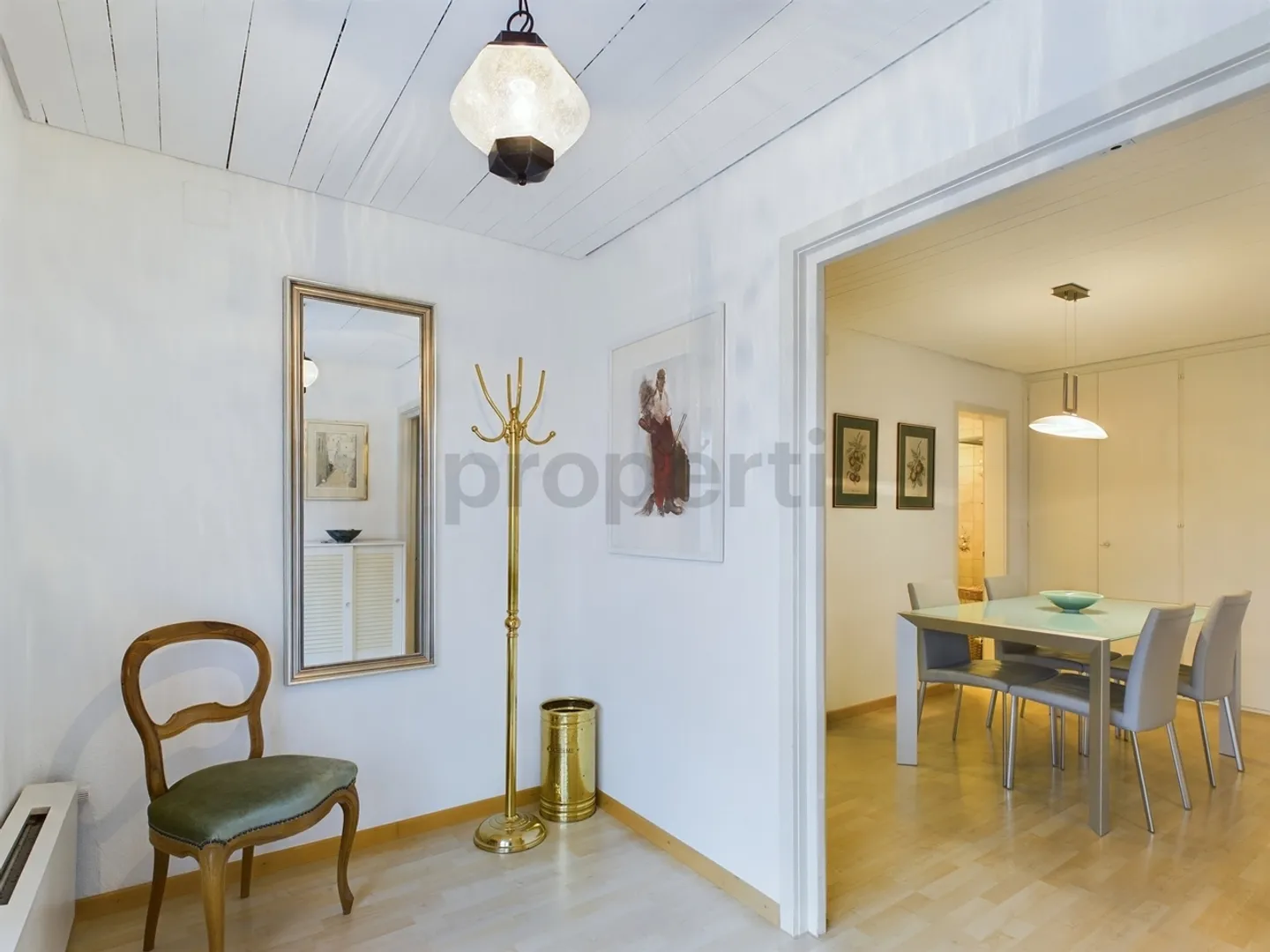 Charming, fully furnished apartment with weekly cleaning and breathtaking view - Photo 7 of 10