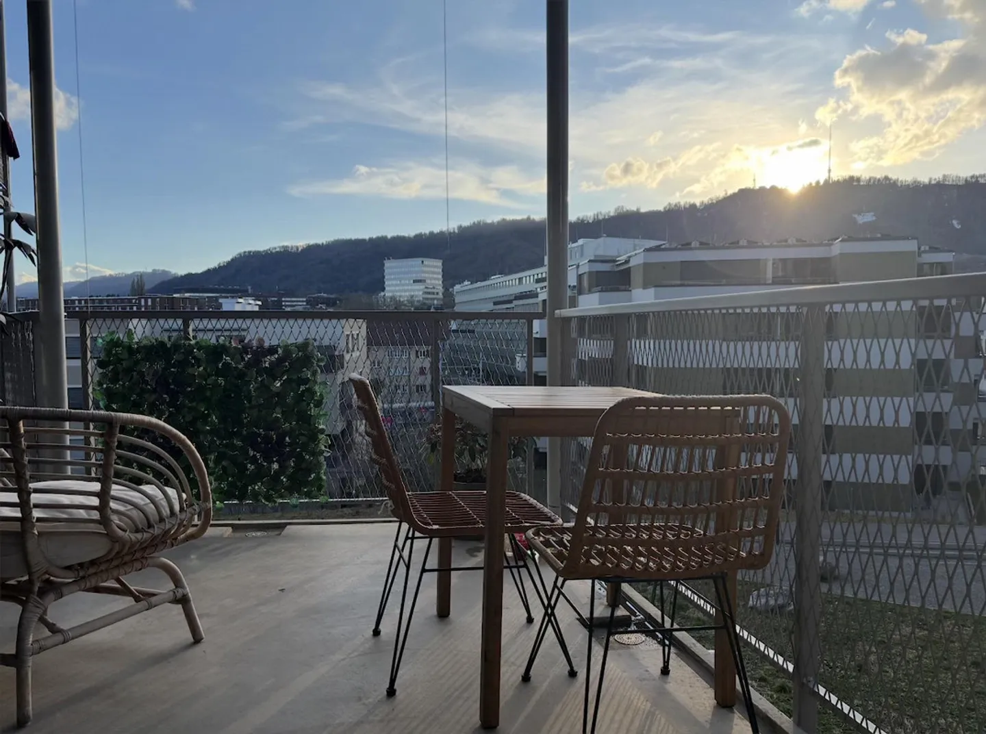 1 ½ Room Apartment with Sunny Balcony - Photo 3 of 18
