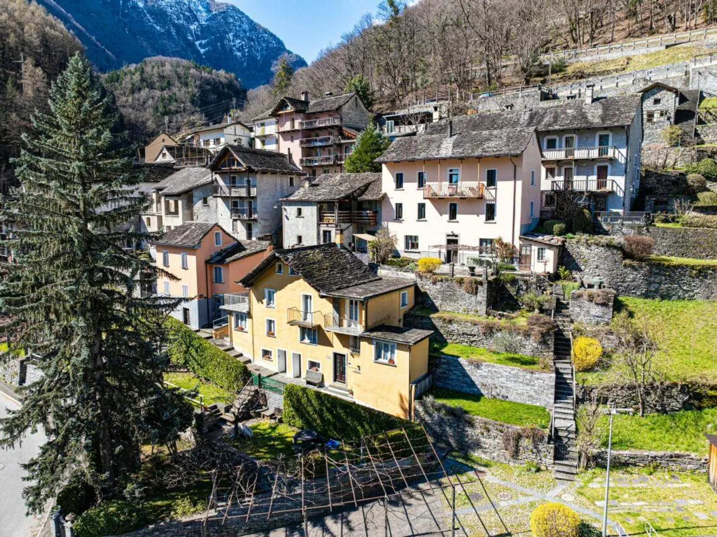 CEVIO - Casa Laura - Foto 1 di 23