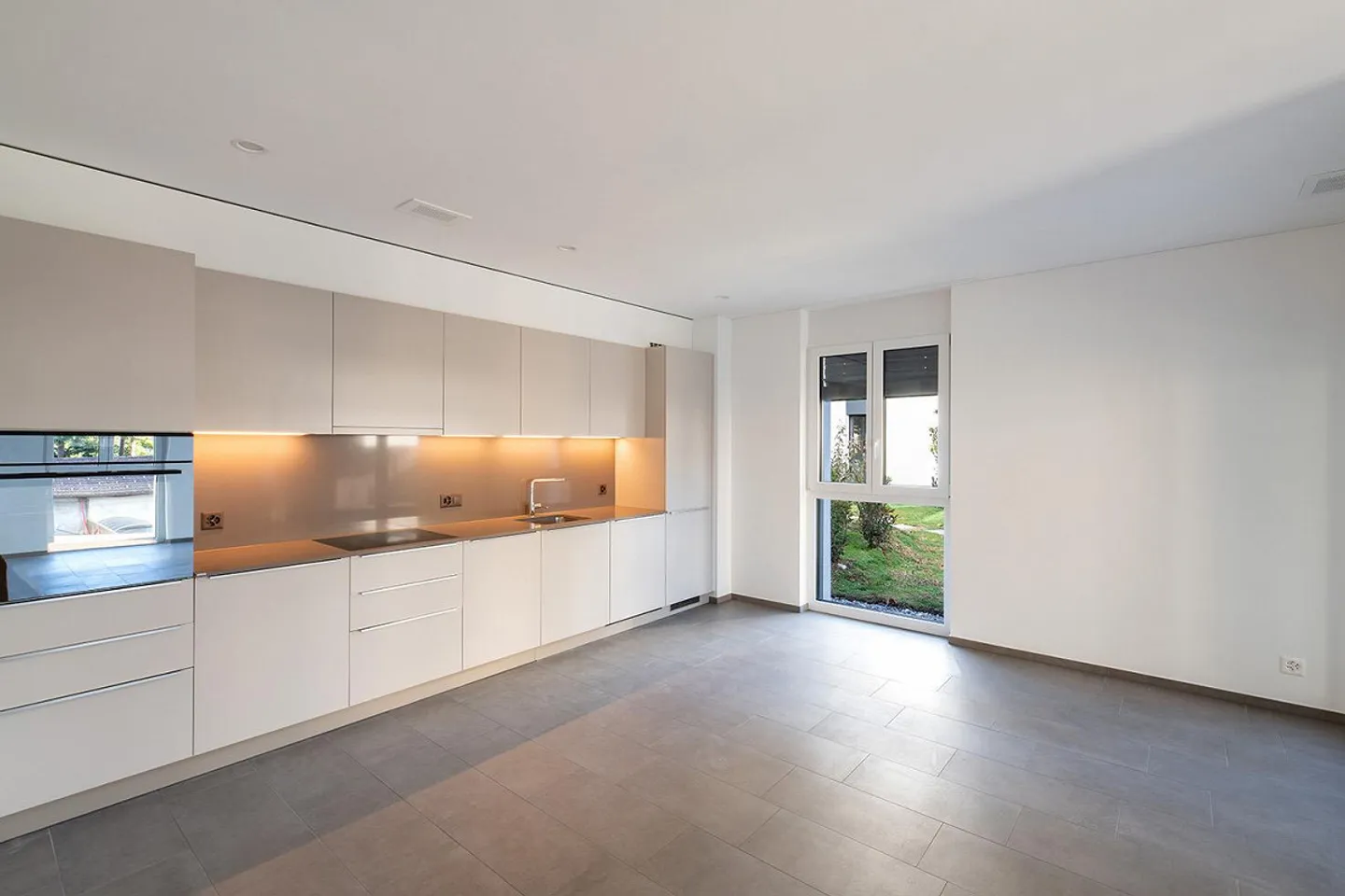 Grand et moderne - Photo 3 sur 6