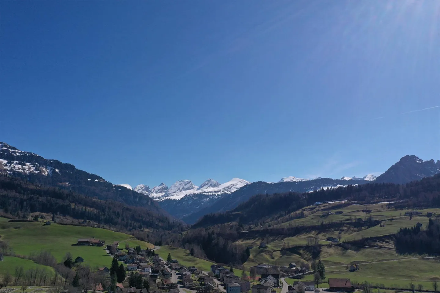 Appartement exclusif de 3 ½ pièces au 1er étage d'un nouveau bâtiment à Nesslau - Photo 10 sur 11