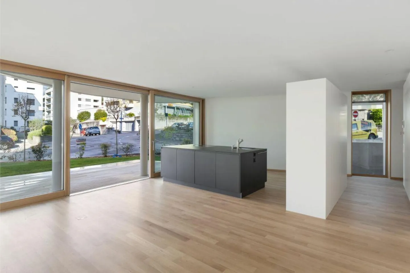 MINUSIO - Cozy Minergie Apartment with Private Garden - Photo 3 of 18