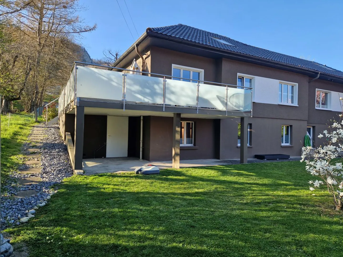 Maison 6 pièces - Photo 2 sur 13