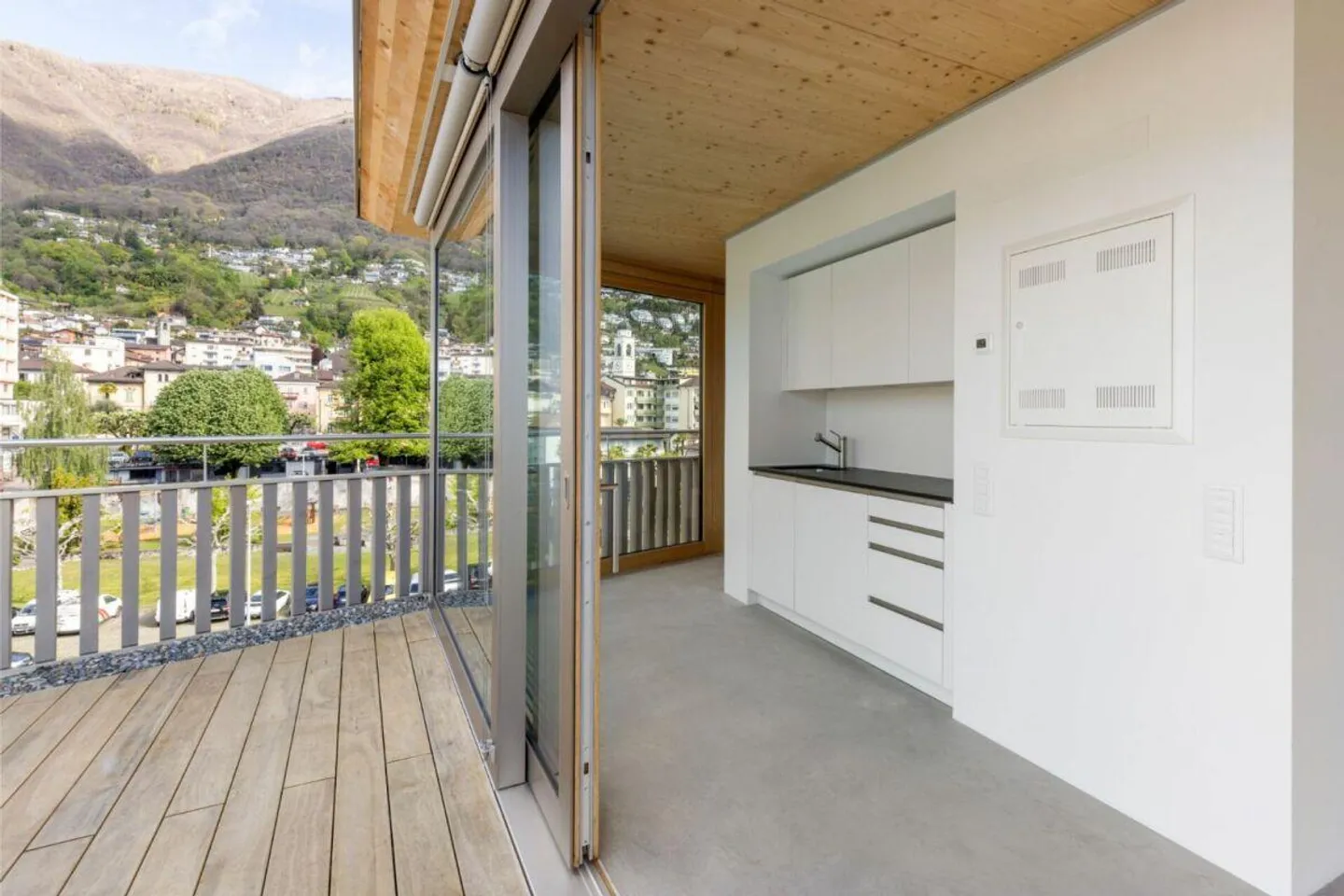 MINUSIO - Cozy Minergie Apartment with Private Garden - Photo 17 of 18