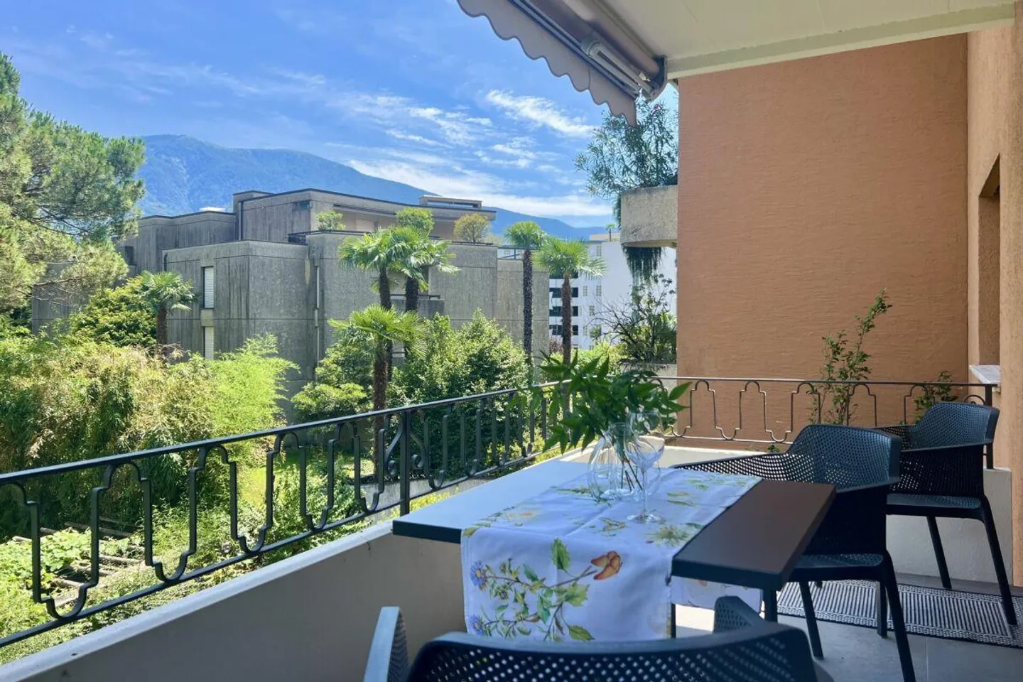 Cercasi inquilino part-time per elegante appartamento vacanze ad Ascona - Foto 2 di 25
