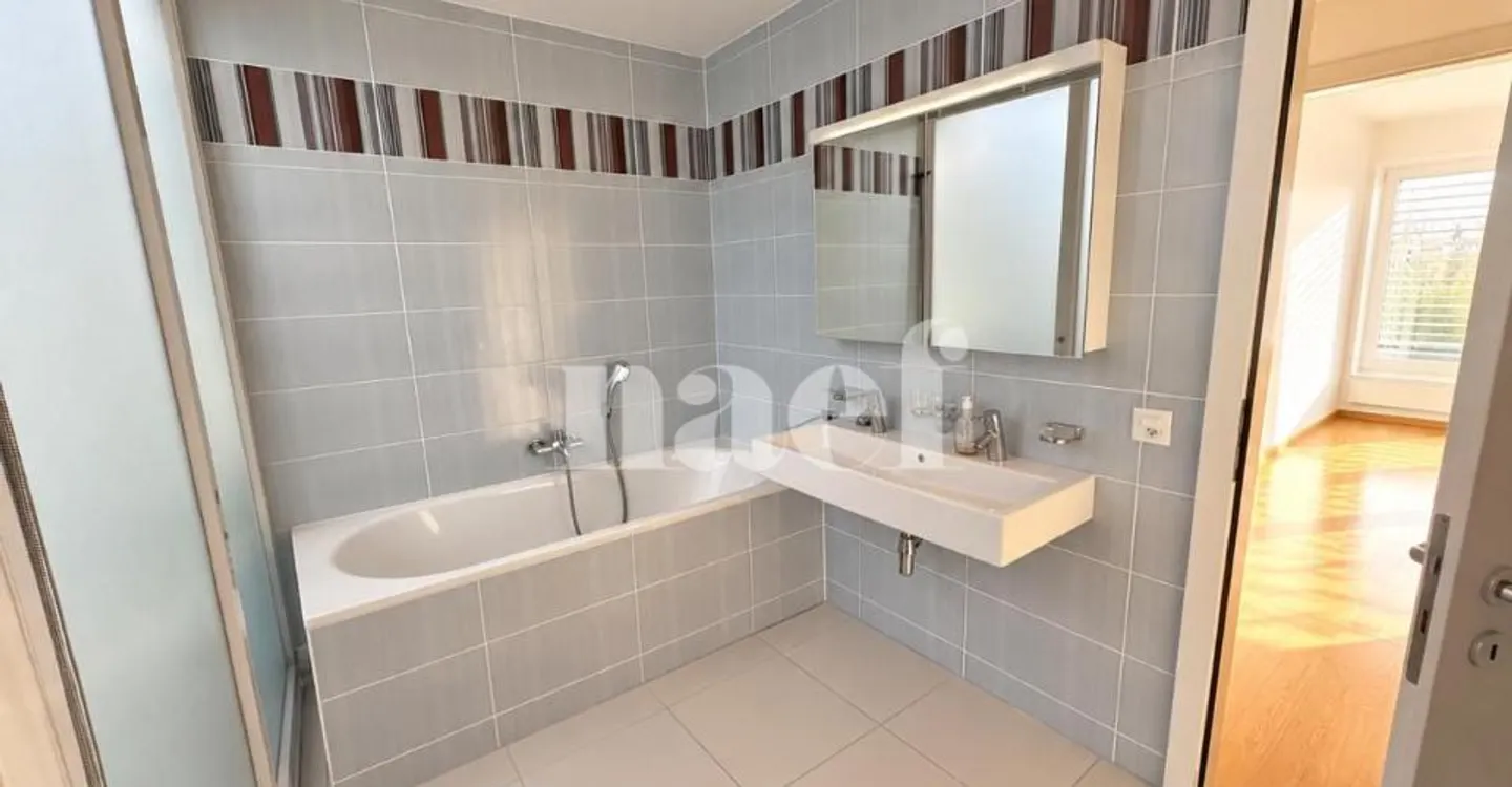 6-room duplex with two terraces – Top floor, Versoix - Photo 8 of 13