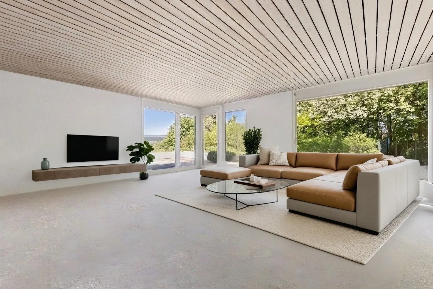 Spacious Terrace Apartment - Photo 2 of 13