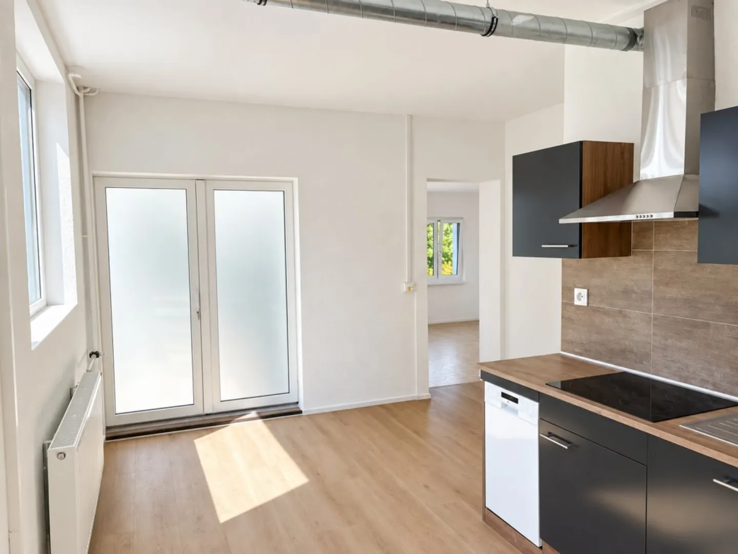 Modern Commercial Space in Langendorf - Photo 8 of 11