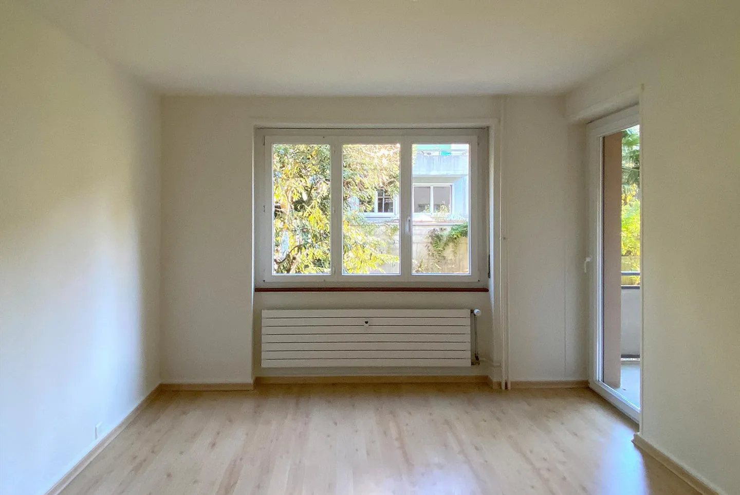 Appartamento simpatico con 2 stanze al piano terra vicino alla clinica Merian Iselin - Foto 4 di 7