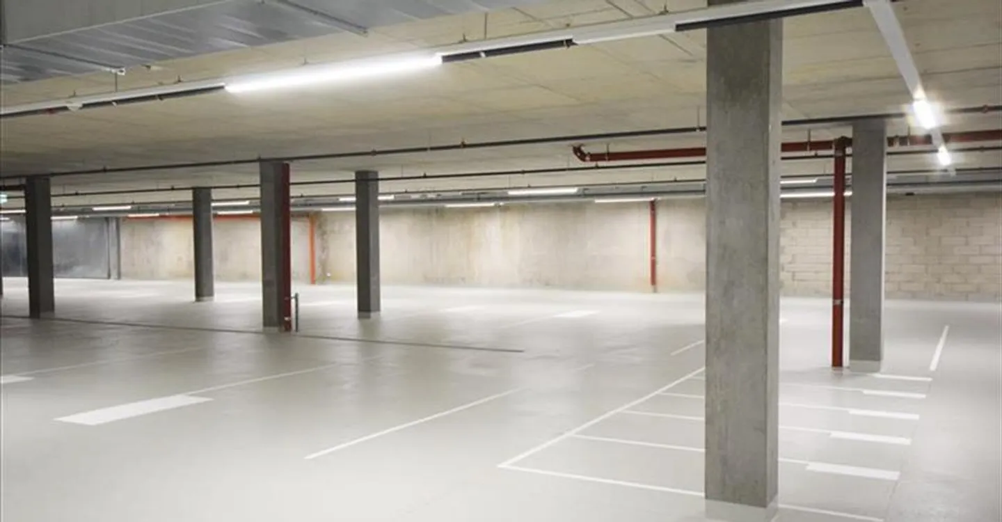 Edificio ad uso misto in affitto - Foto 2 di 9