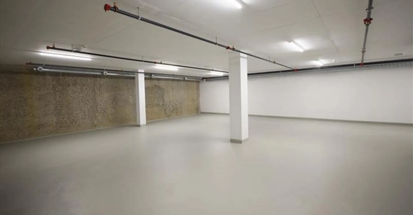 Edificio ad uso misto in affitto - Foto 8 di 9