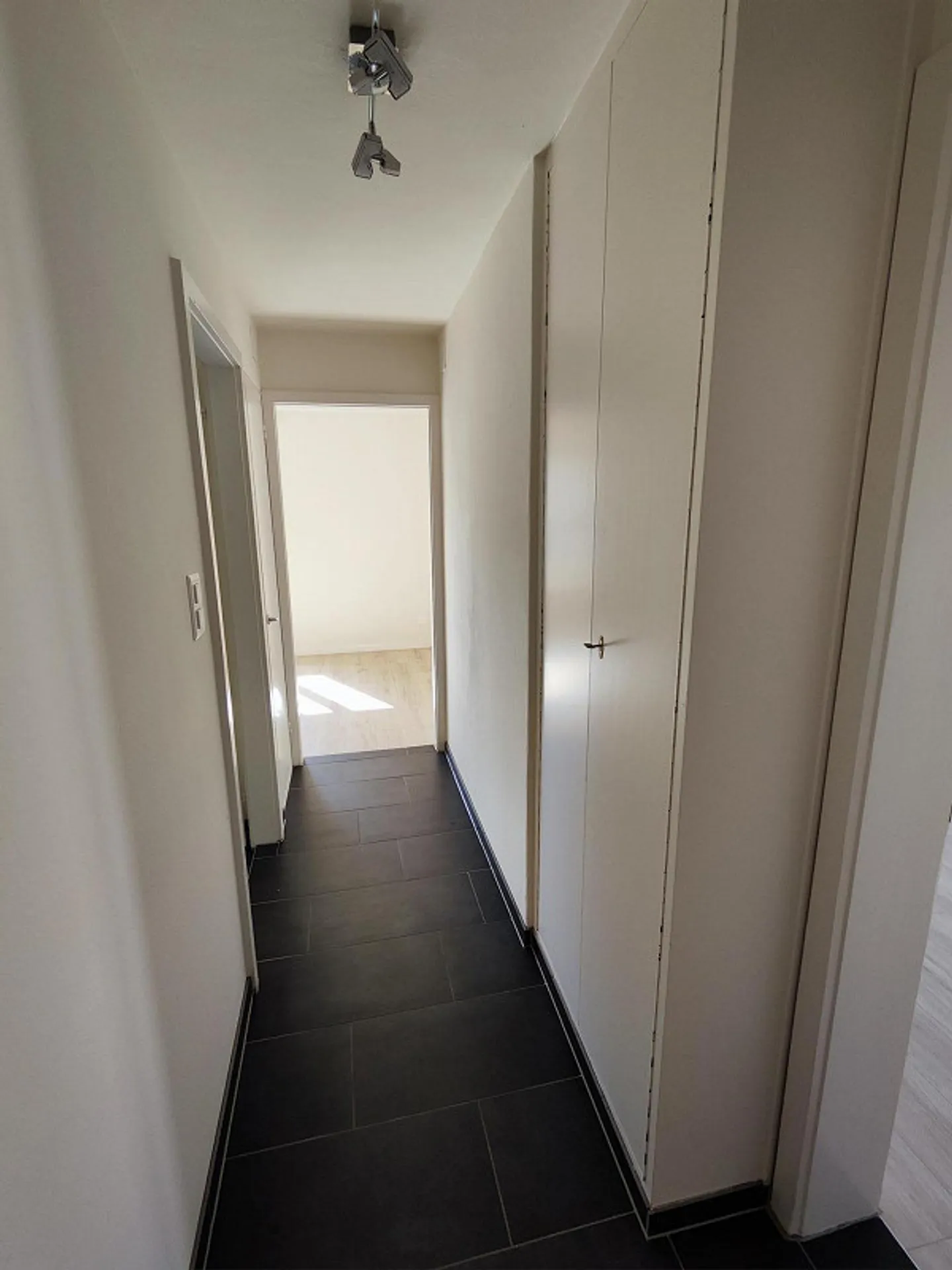 Appartement élégant de 3,5 pièces à Saint-Gall - Photo 8 sur 13