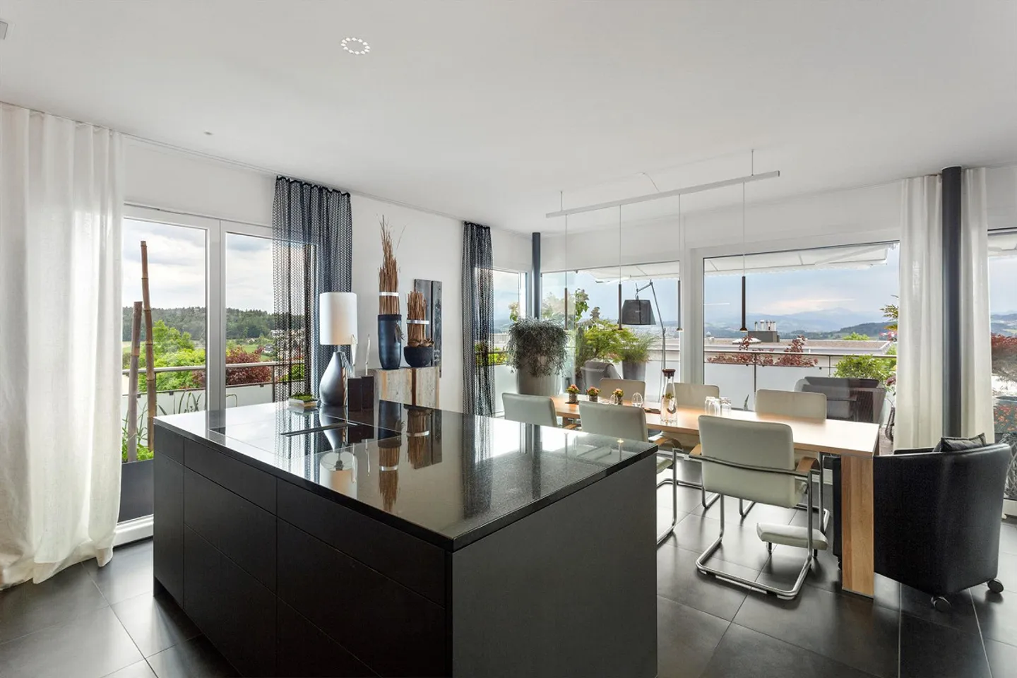 Living with a View? Your Retreat Above the Rooftops of Wil - Photo 5 of 6