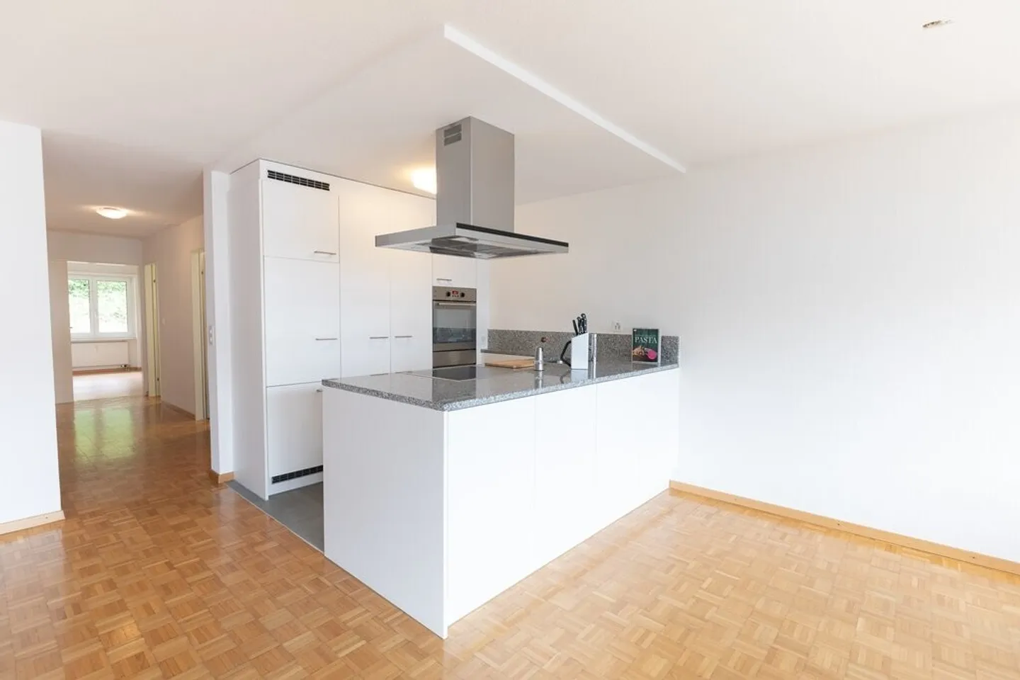 Dream apartment in idyllic residential area - Photo 4 of 5