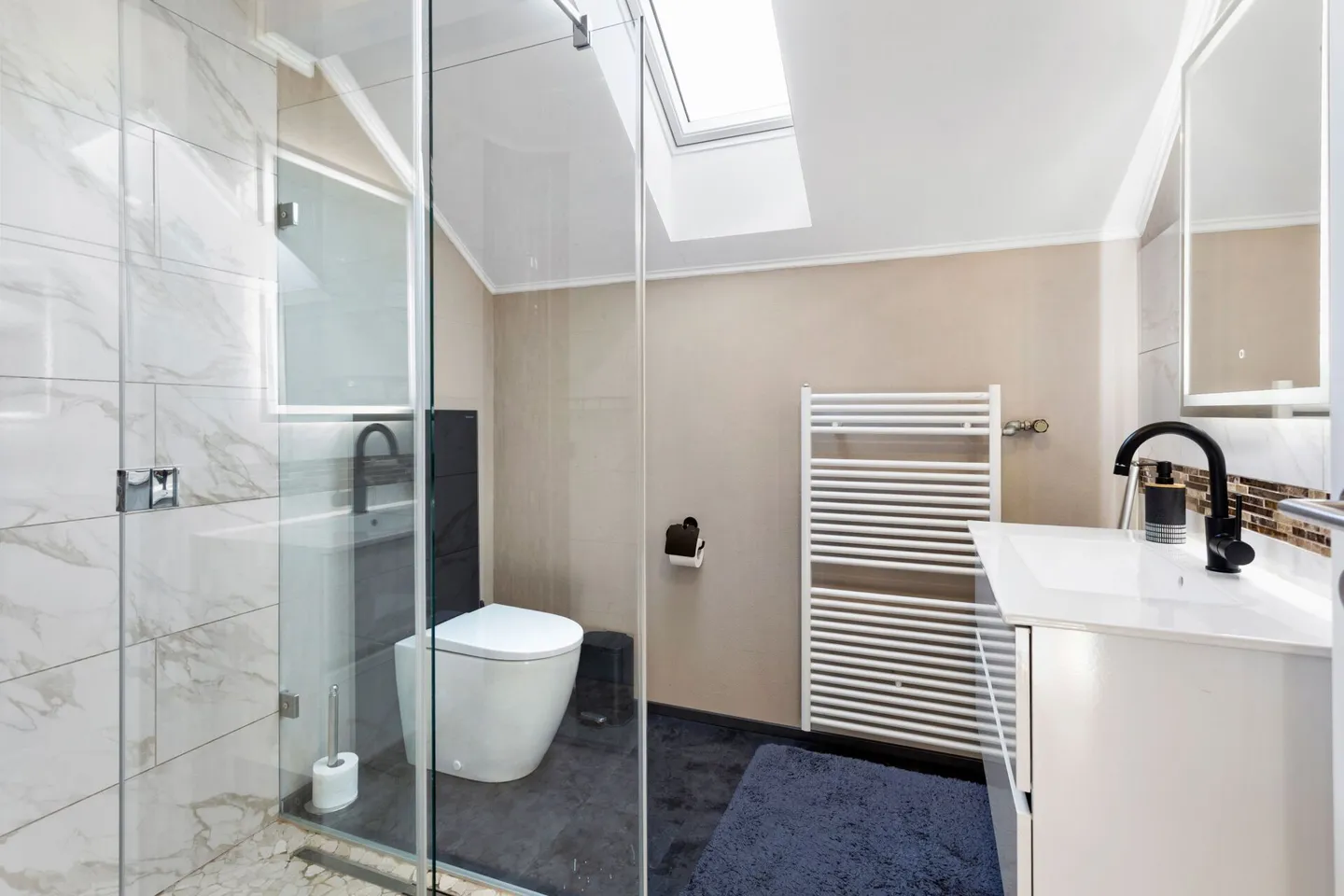 Casa unifamiliare di 7,5 stanze con giardino idilliaco a Weinfelden - Foto 7 di 12