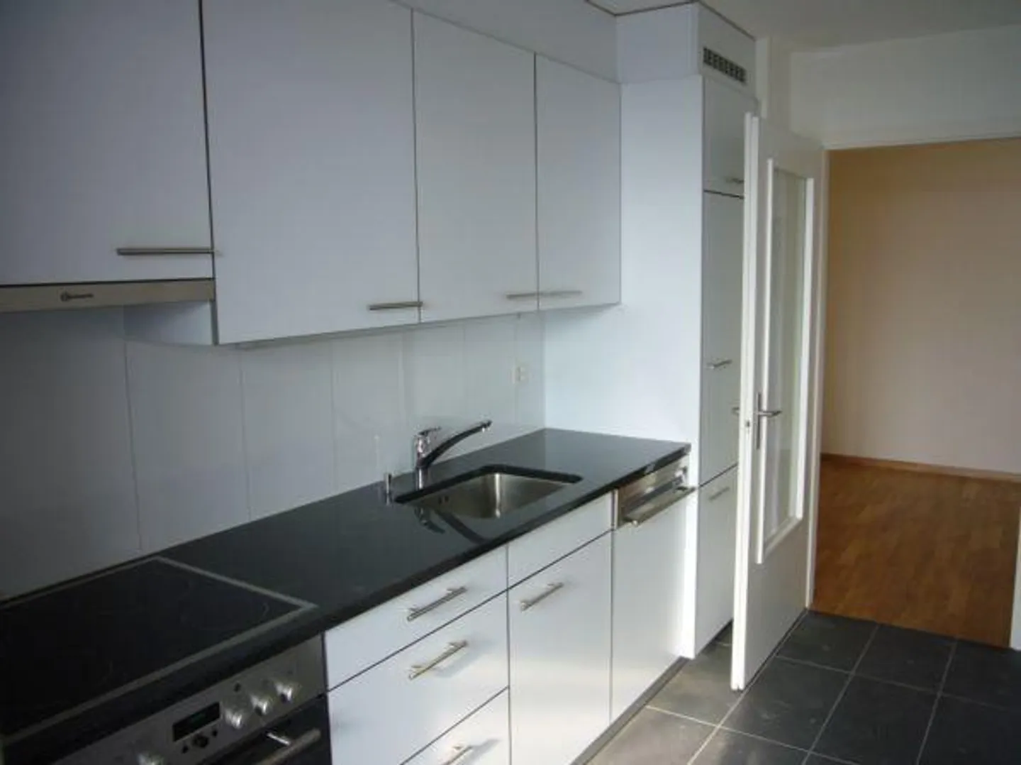 Appartamento moderno - Layout spazioso - Foto 3 di 9