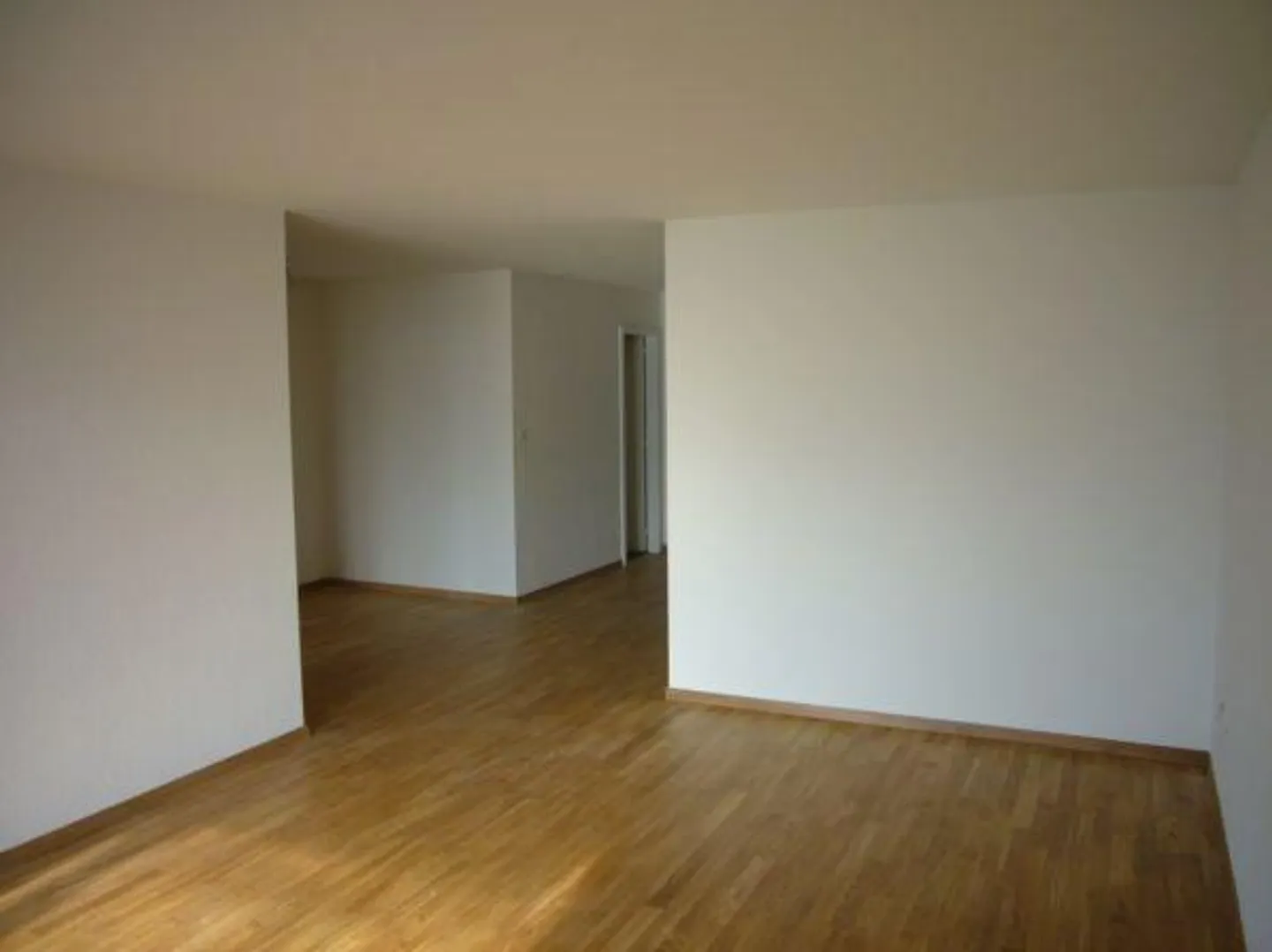 Appartamento moderno - Layout spazioso - Foto 6 di 9