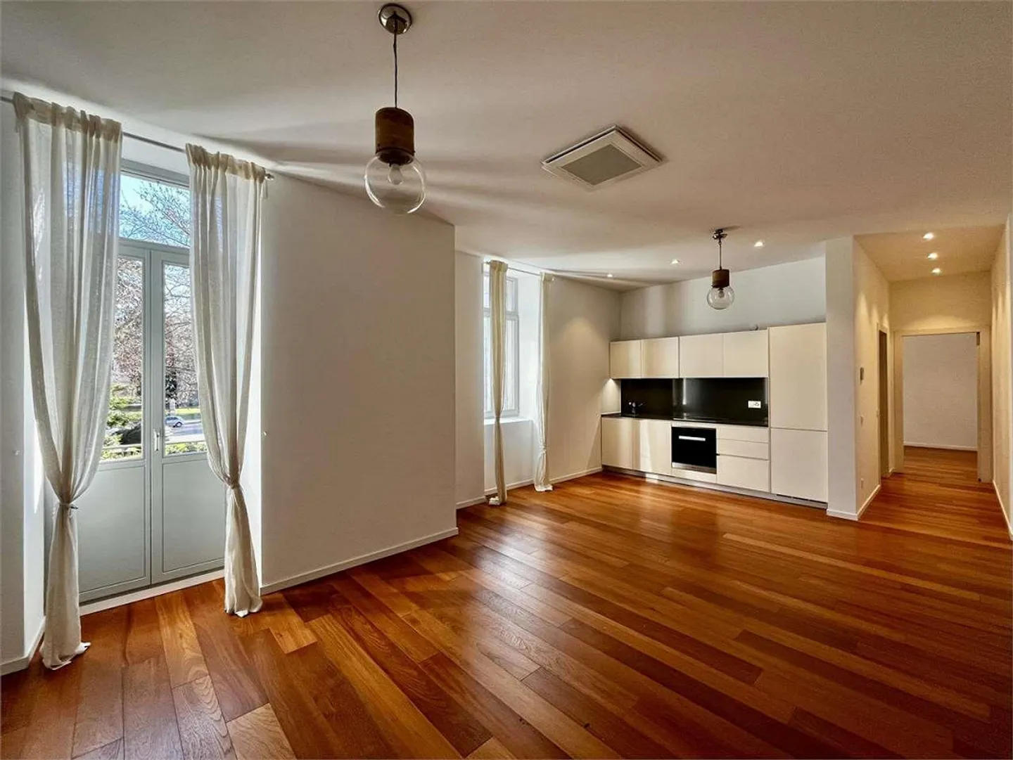 Exklusives Apartment in Lugano - Foto 1 von 6