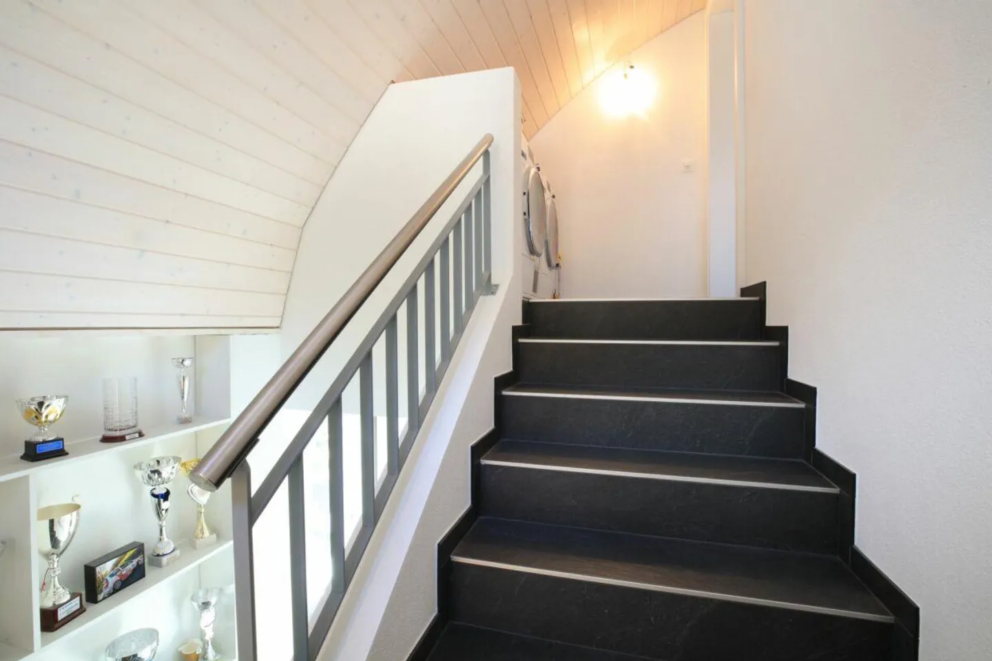 SOLDUNO - Duplex Penthouse with magnificent views of Ascona and the ... - Photo 8 of 17