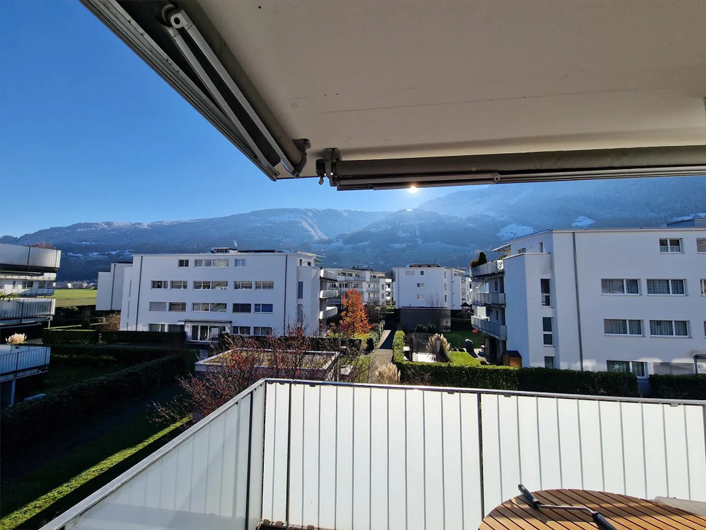 5.5 Zi-Wohnung inkl. 2 Tiefgaragenparkplätze im Grofenbrüel in Wangs - Foto 1 von 7