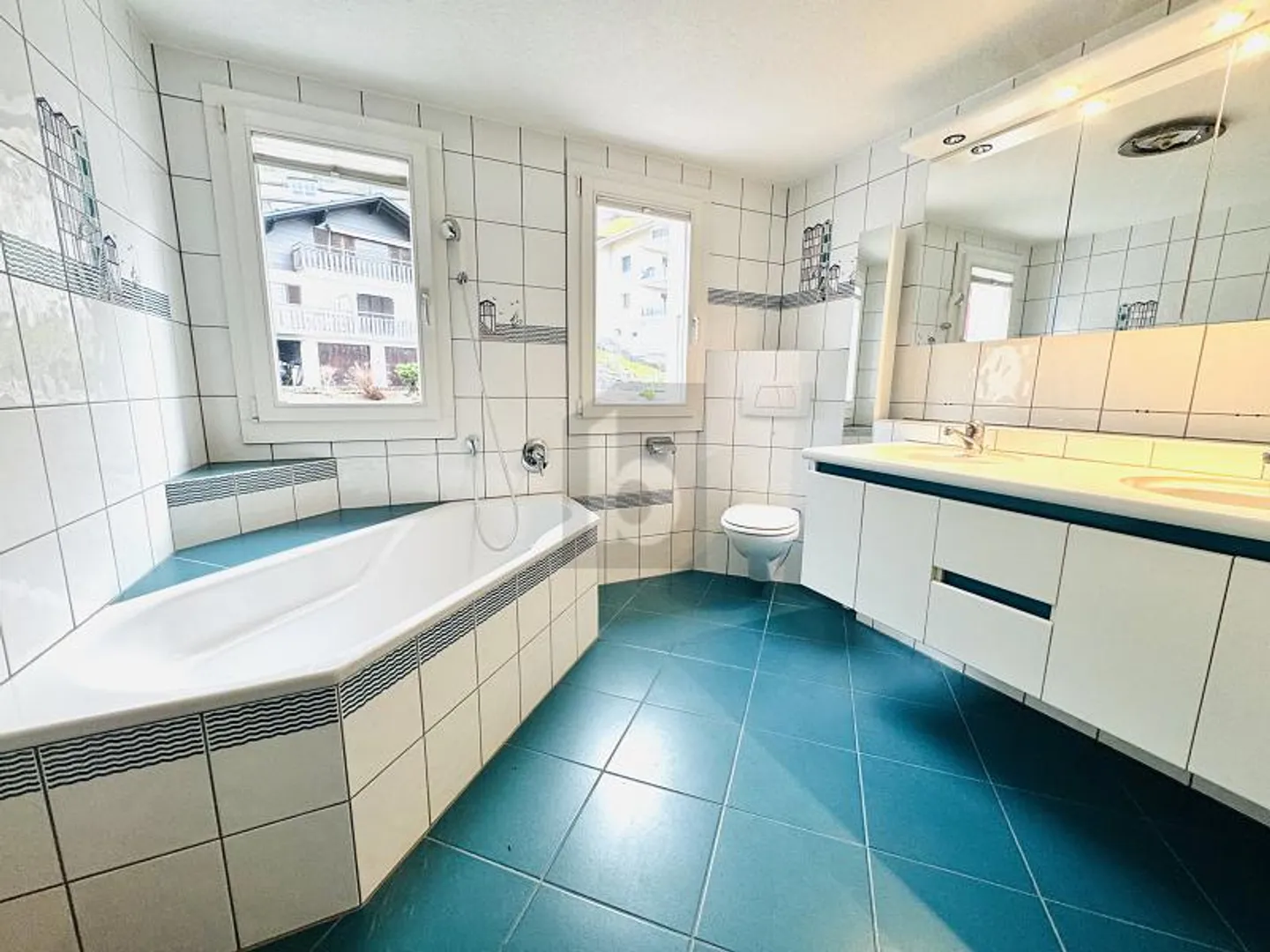 Semi-Detached House 5.5 Rooms - Photo 2 of 6