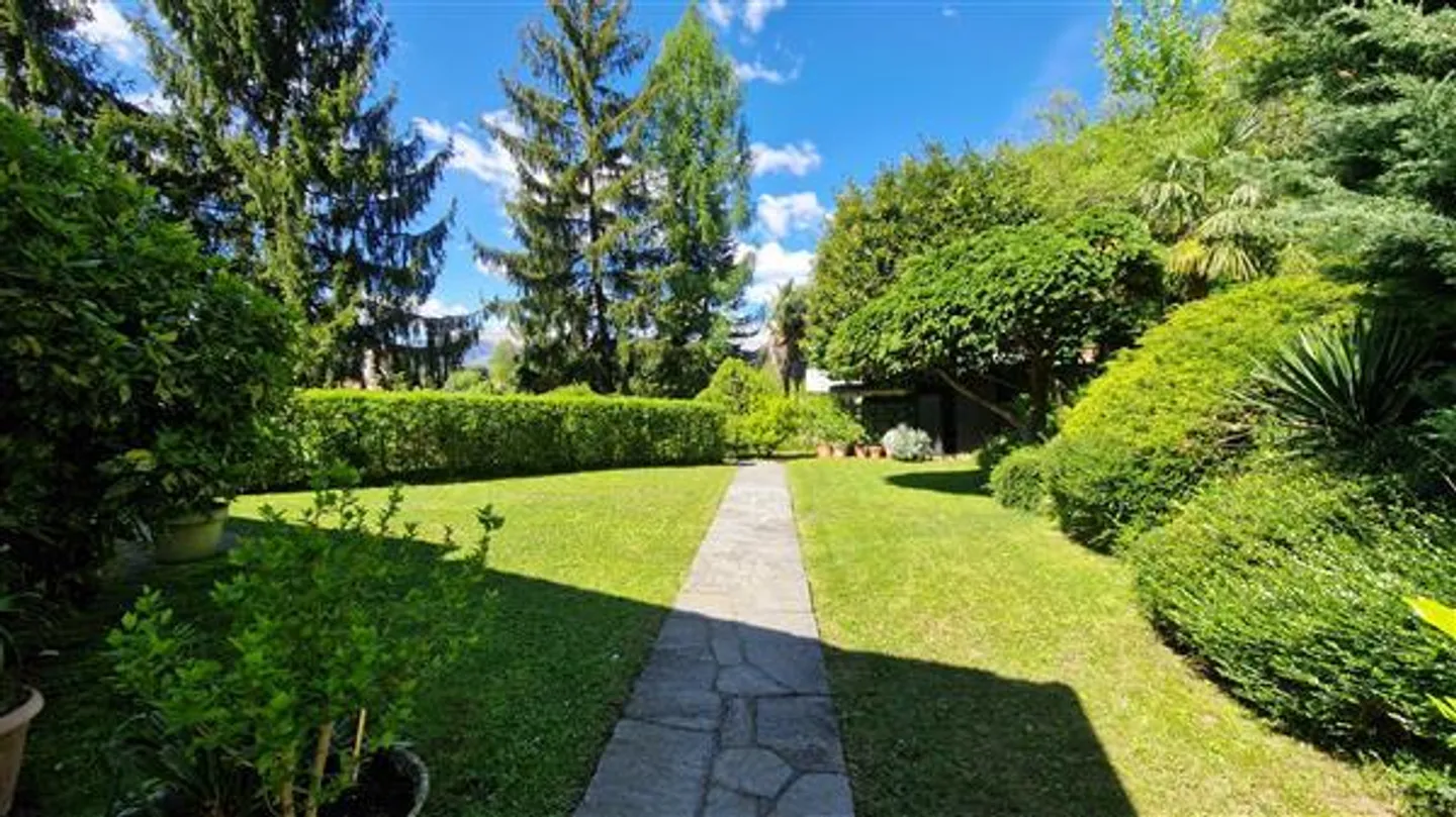 Carabbia: Casa con 4.5 Stanze - Foto 3 di 13