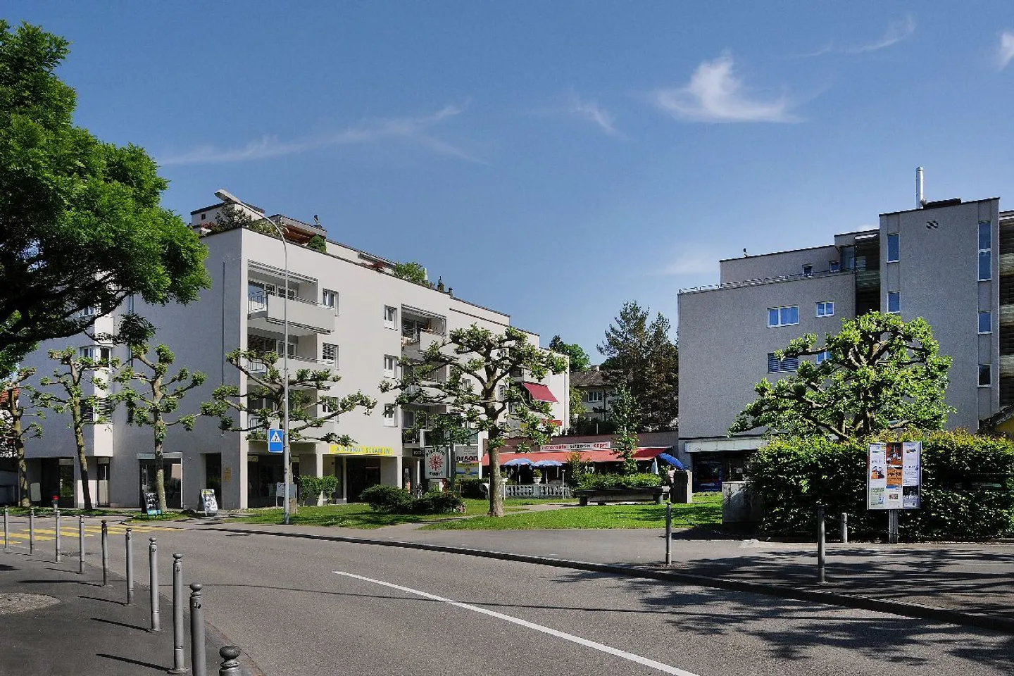 Appartamento moderno ad Adliswil - Foto 1 di 5