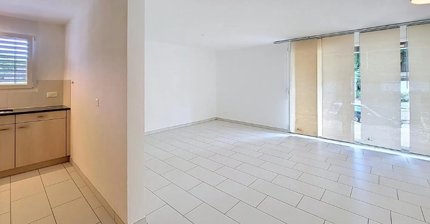 Appartamento 3.5 locali al piano terra a Chabrey / VD - Foto 3 di 11