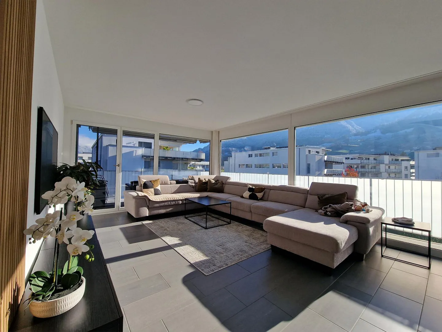 5.5 Zi-Wohnung inkl. 2 Tiefgaragenparkplätze im Grofenbrüel in Wangs - Foto 5 von 7