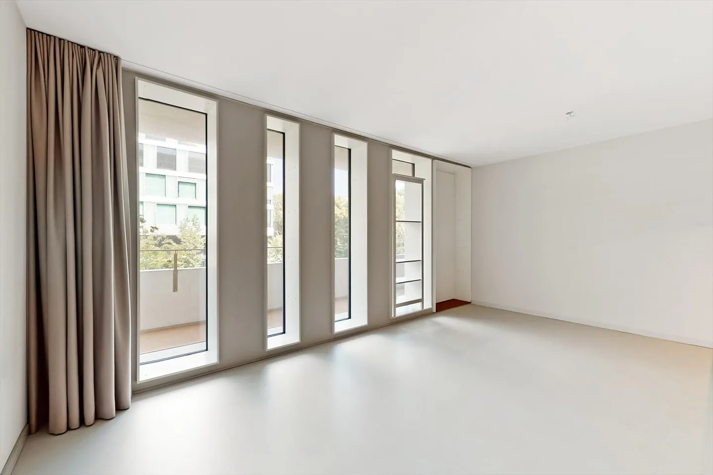 Studio for rent - Photo 3 of 7