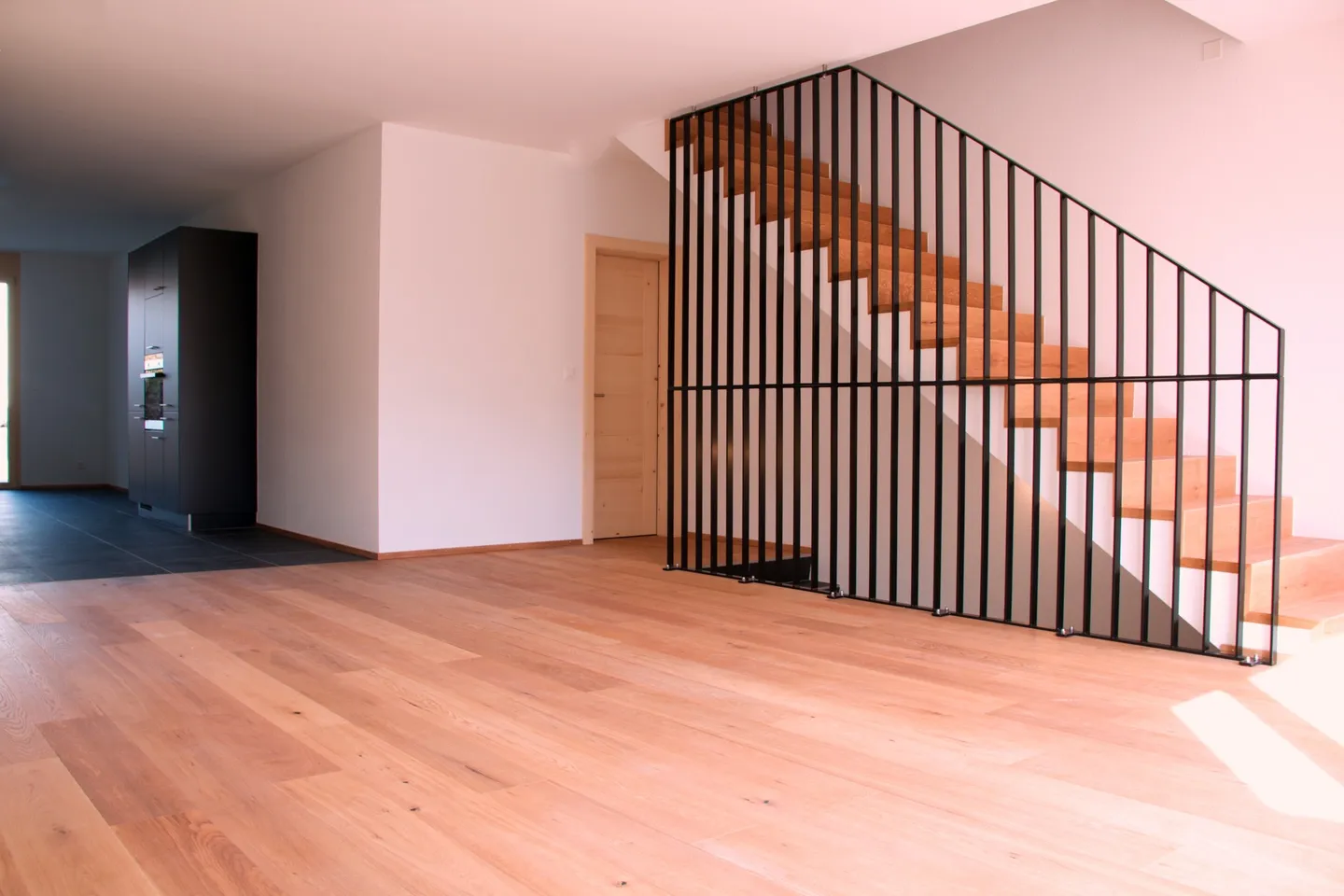 Modern Apartment with Mountain View - Photo 3 of 4