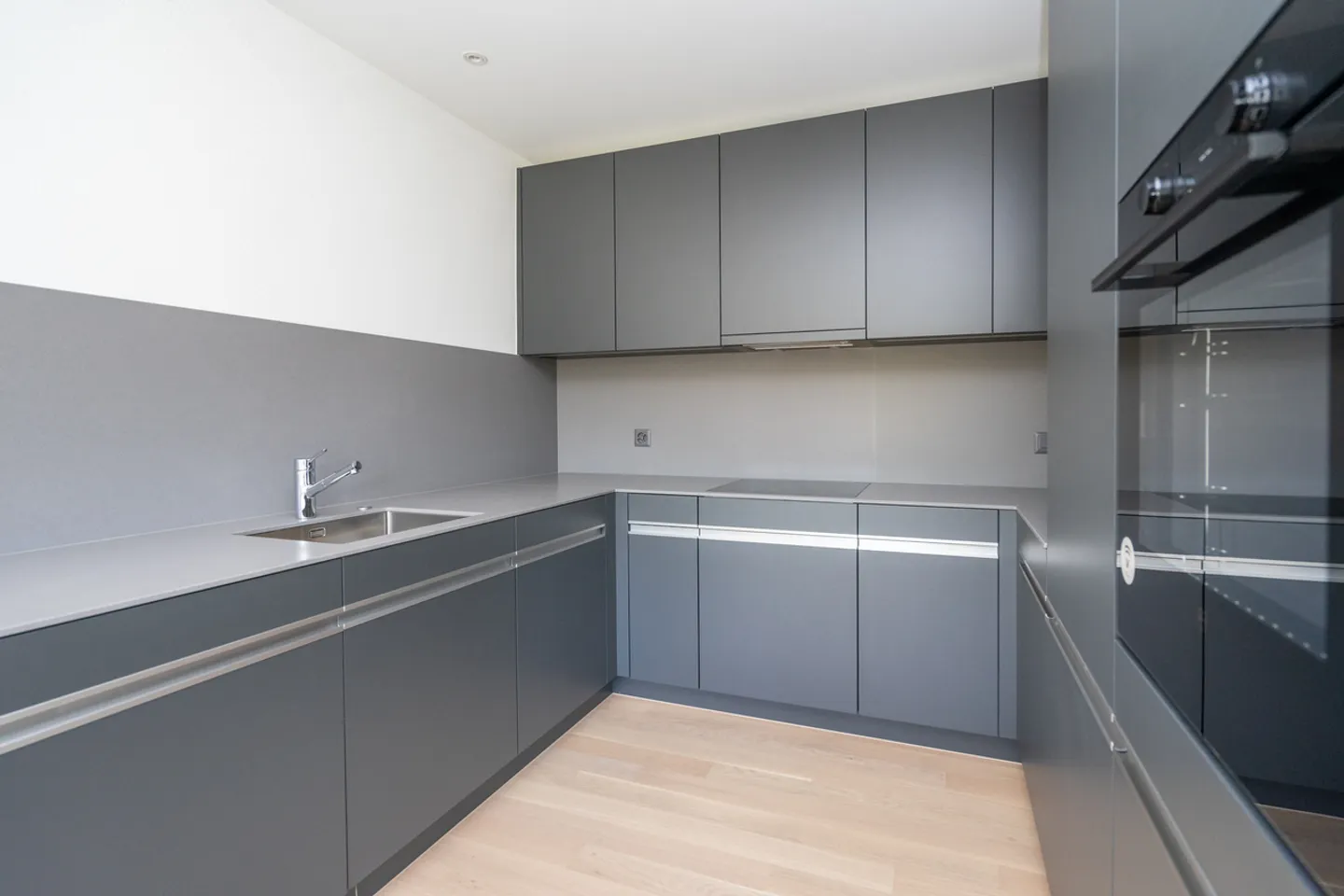 Appartement moderne avec terrasse - Photo 4 sur 11
