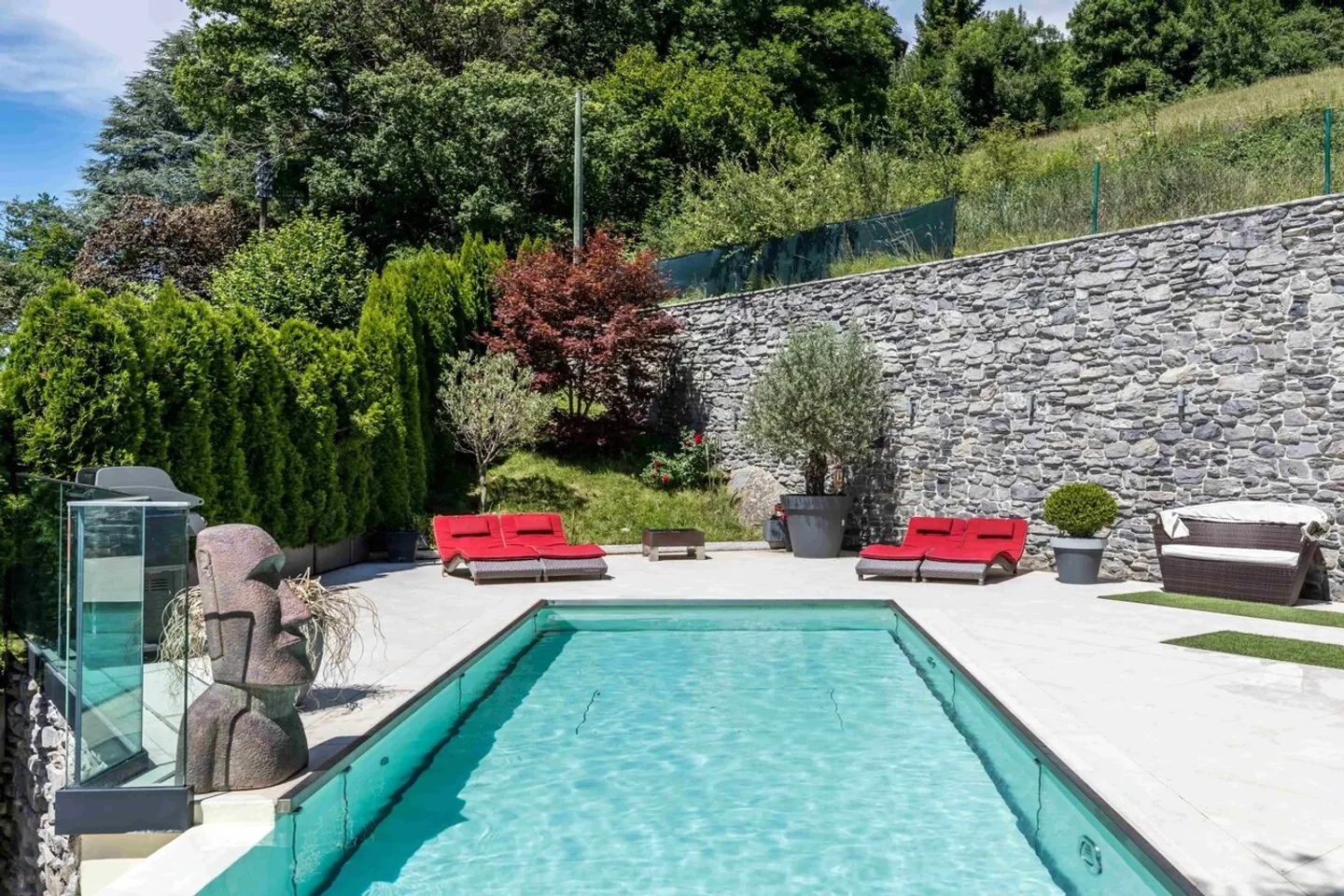 Villa mit Pool und Seeblick - Foto 2 von 13