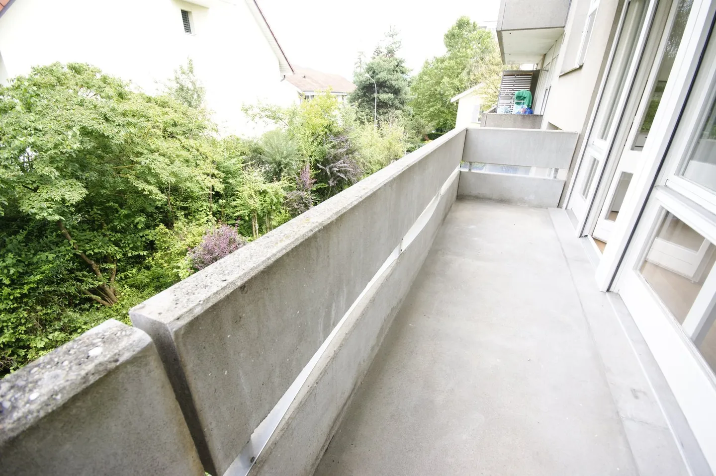 Studio 1 pièce avec salle de bain et balcon (meublé) - Photo 5 sur 7