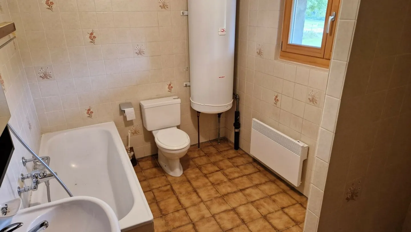 Charming 2.5 room ground floor apartment for rent - Photo 7 of 7