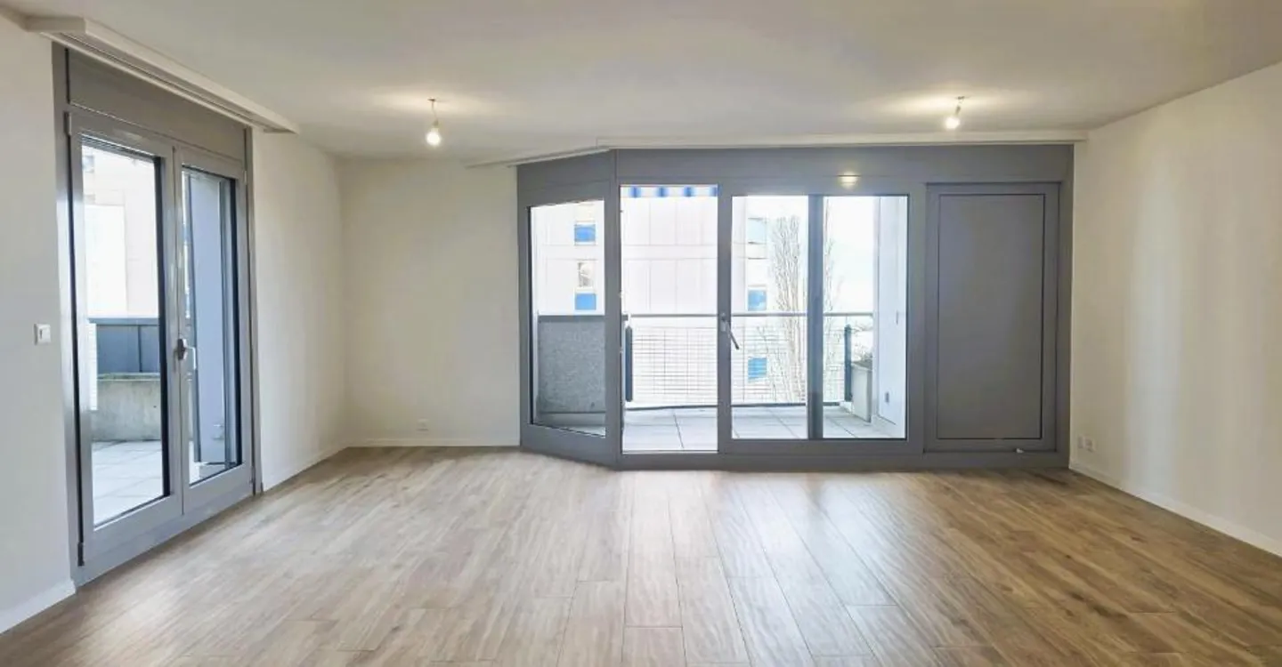 Magnificent 3.5-room duplex in Montreux with lake view - Photo 2 of 6