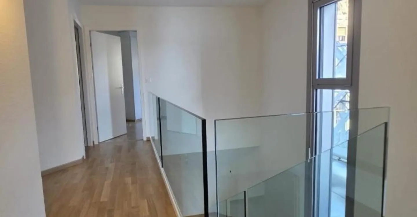 Magnificent 3.5-room duplex in Montreux with lake view - Photo 4 of 6