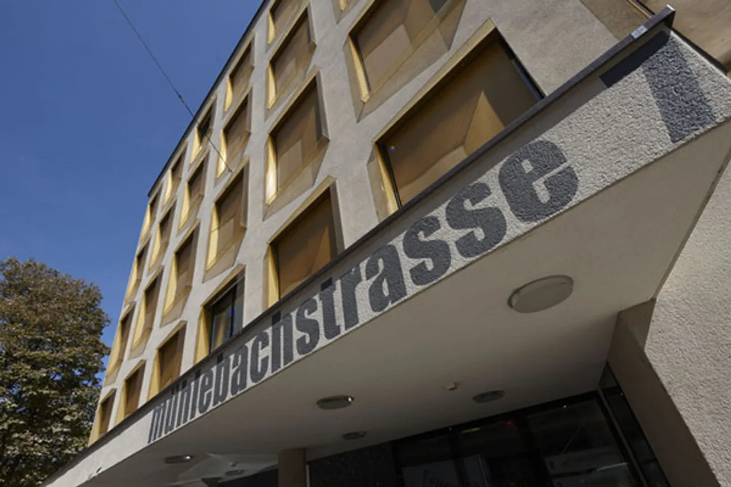 Espace de stationnement pratique - Photo 4 sur 4