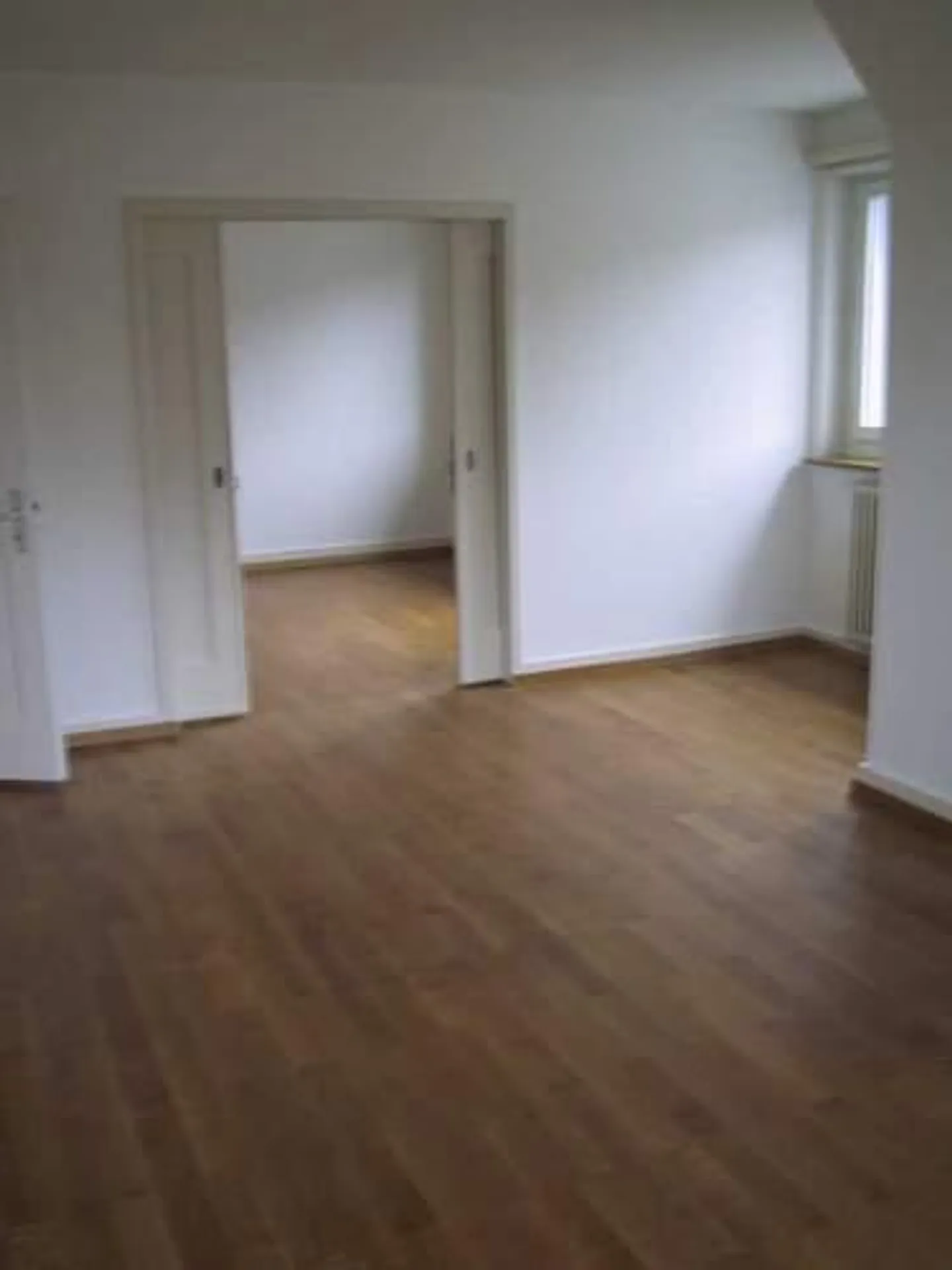 1-room apartment in a central location - Photo 2 of 4