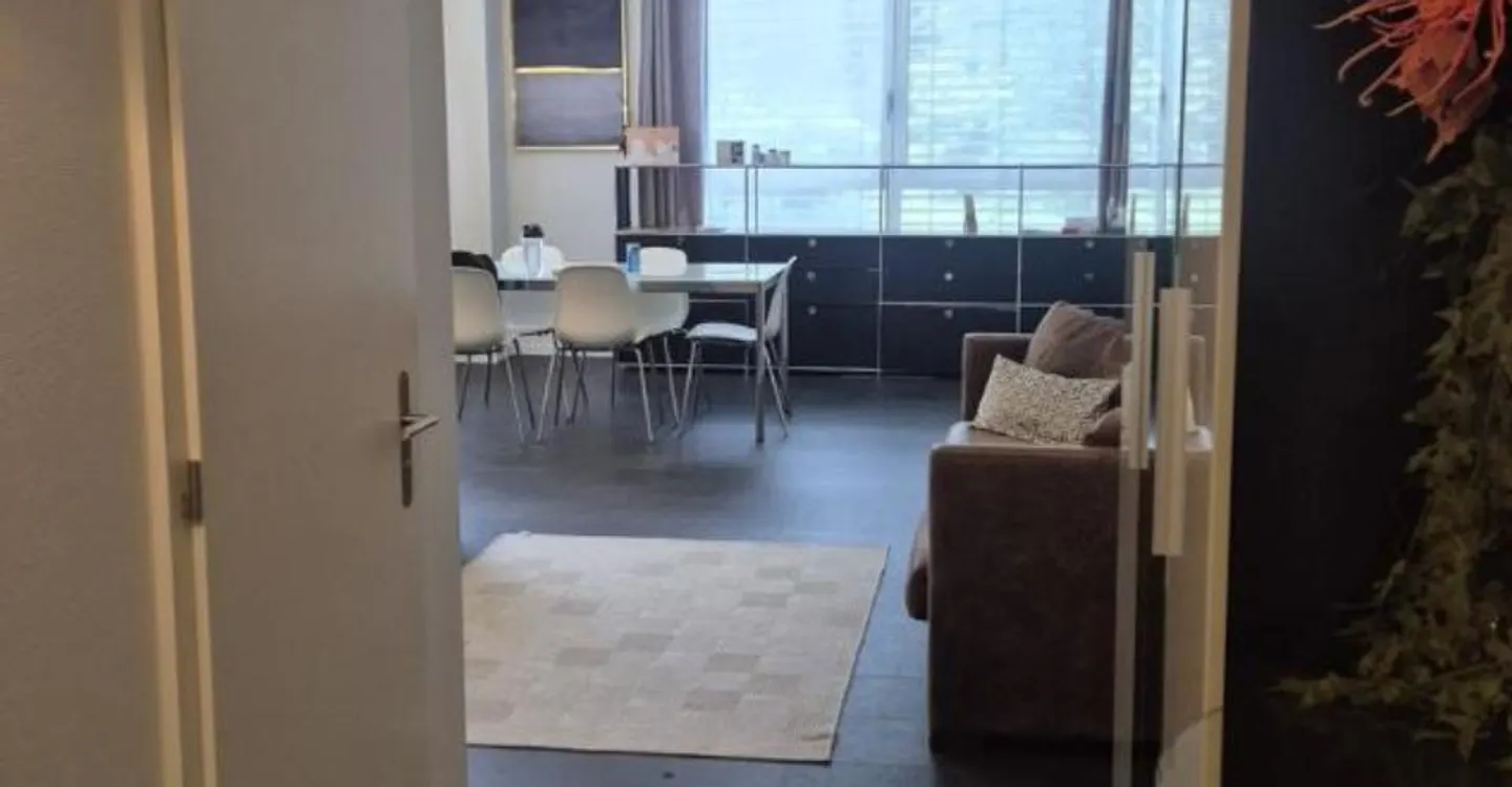 In affitto - Ufficio di 360m2 nel cuore di Montreux! - Foto 4 di 5