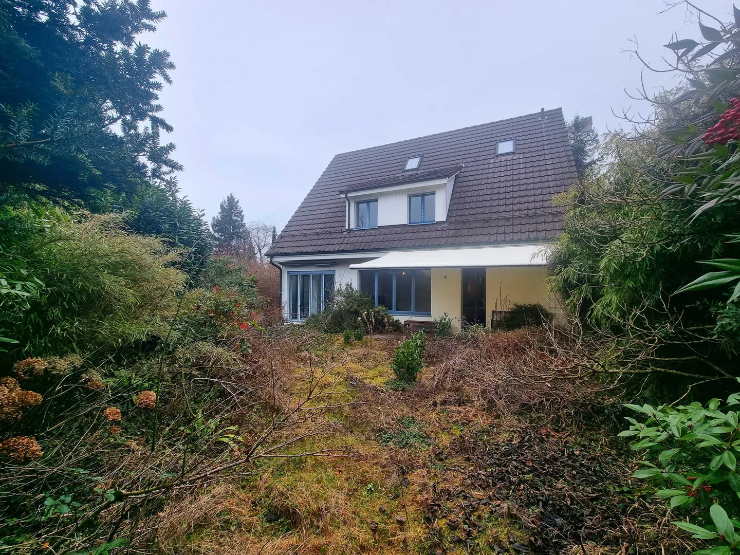 Geräumige Villa mit Bergsicht - Foto 11 von 13