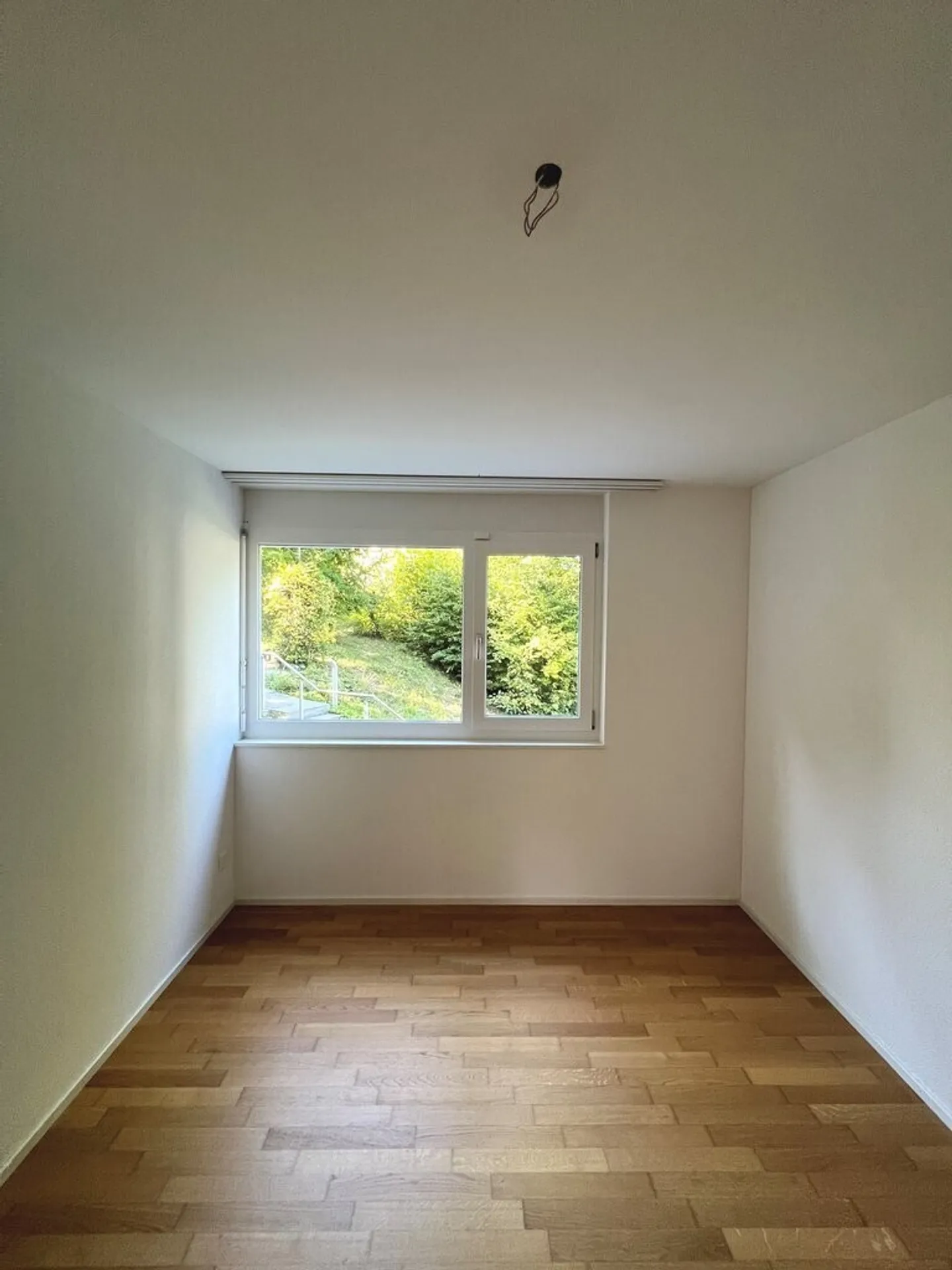 Modern and Functional Living - Photo 4 of 7