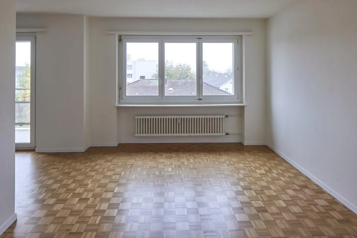 RENT WITHOUT SECURITY DEPOSIT in a central location in Wettingen - Photo 4 of 7