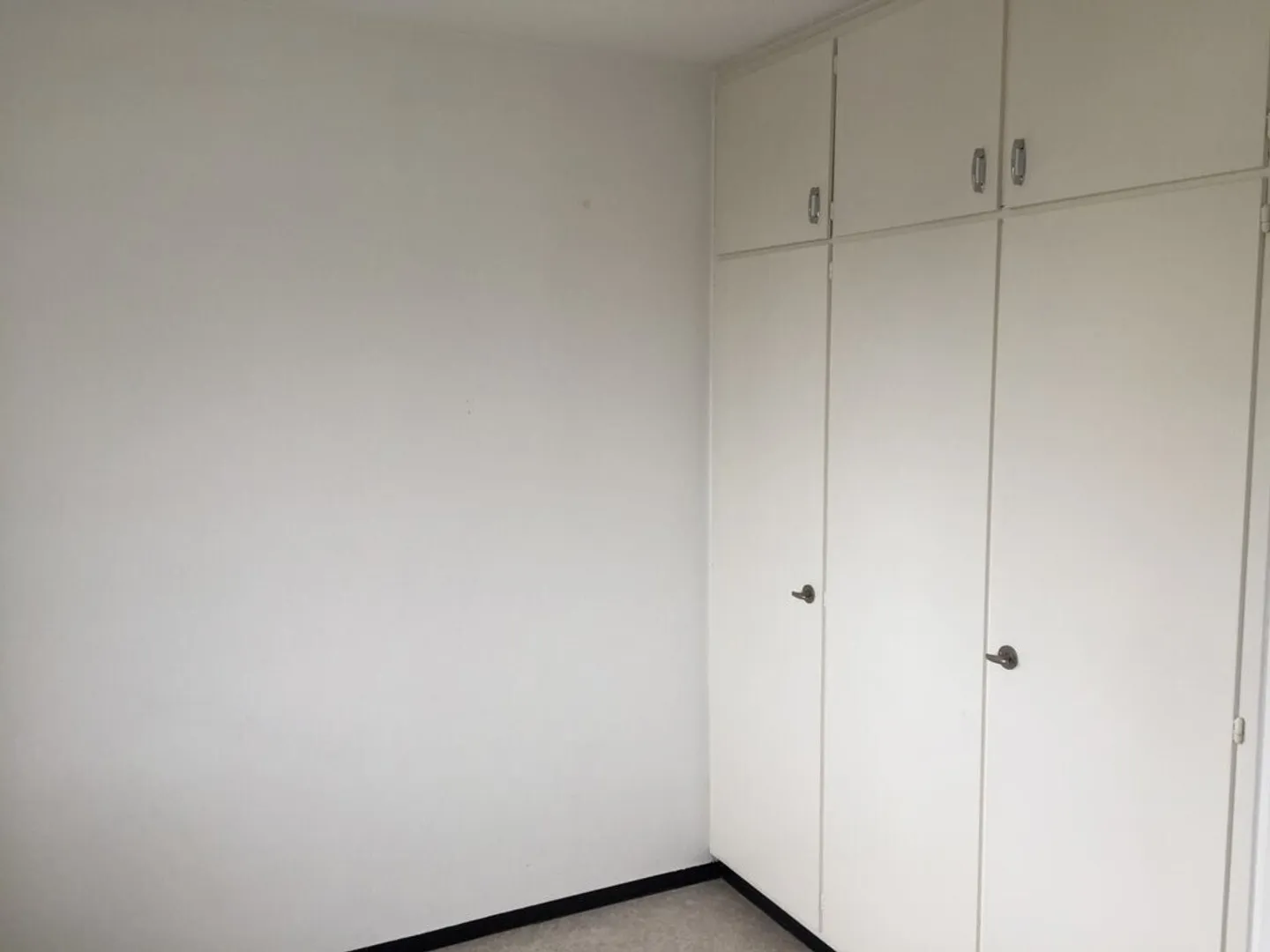 Bijou seeks residents - Photo 5 of 6