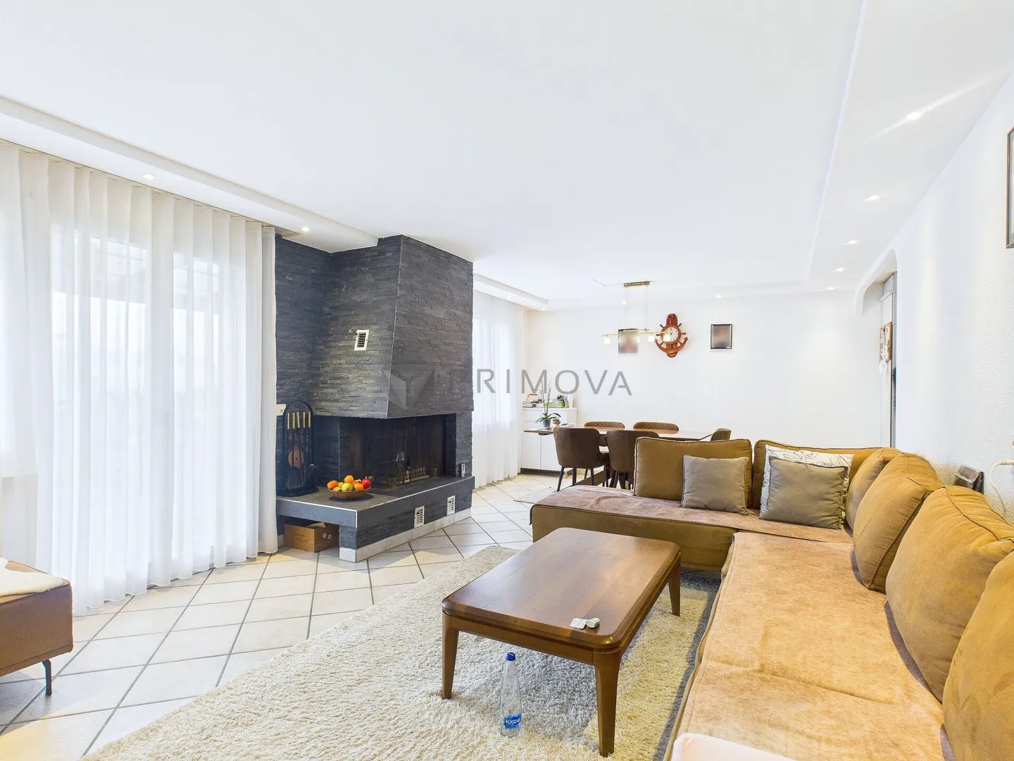 Sunny Family Dream: 5.5 Rooms with Unobstructed View of Pilatus - Photo 2 of 11