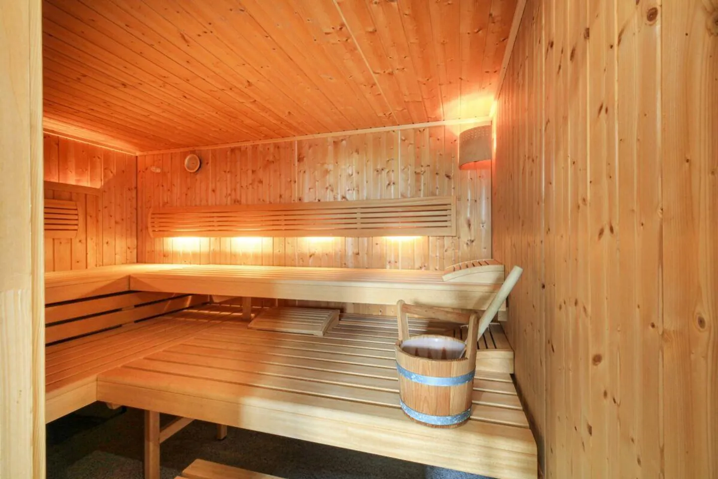 ASCONA - Helle und gemütliche Wohnung im Grünen - Foto 15 von 17