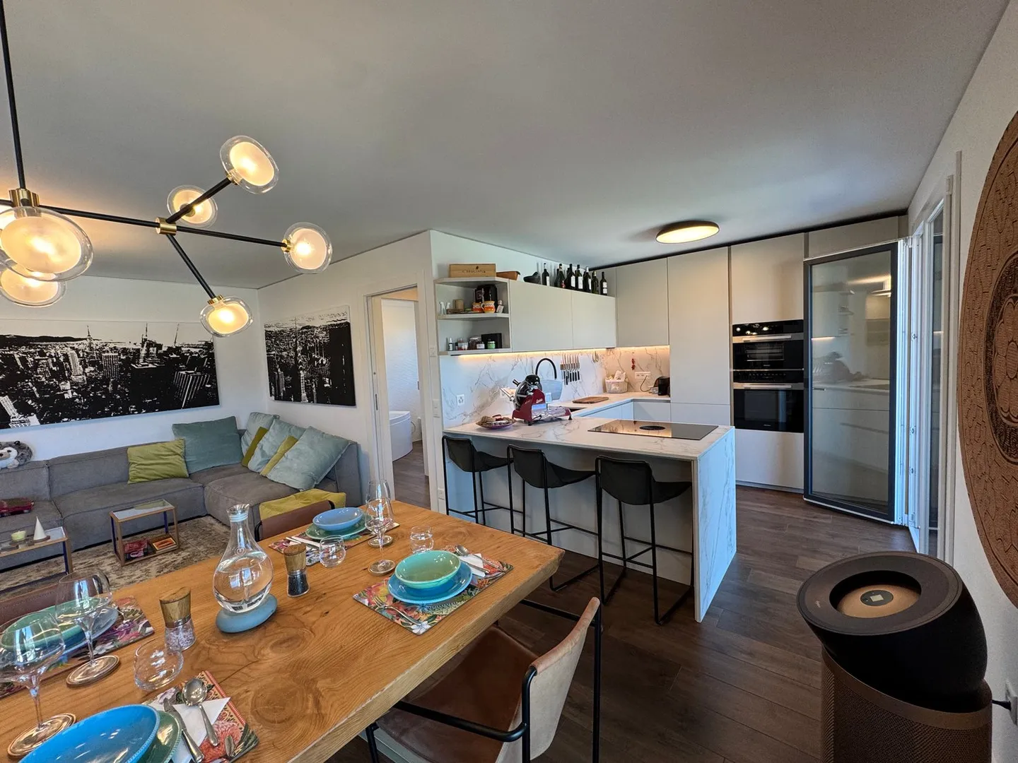 Novazzano – Modern penthouse with panoramic terraces and high-quality fittings - Photo 7 of 23