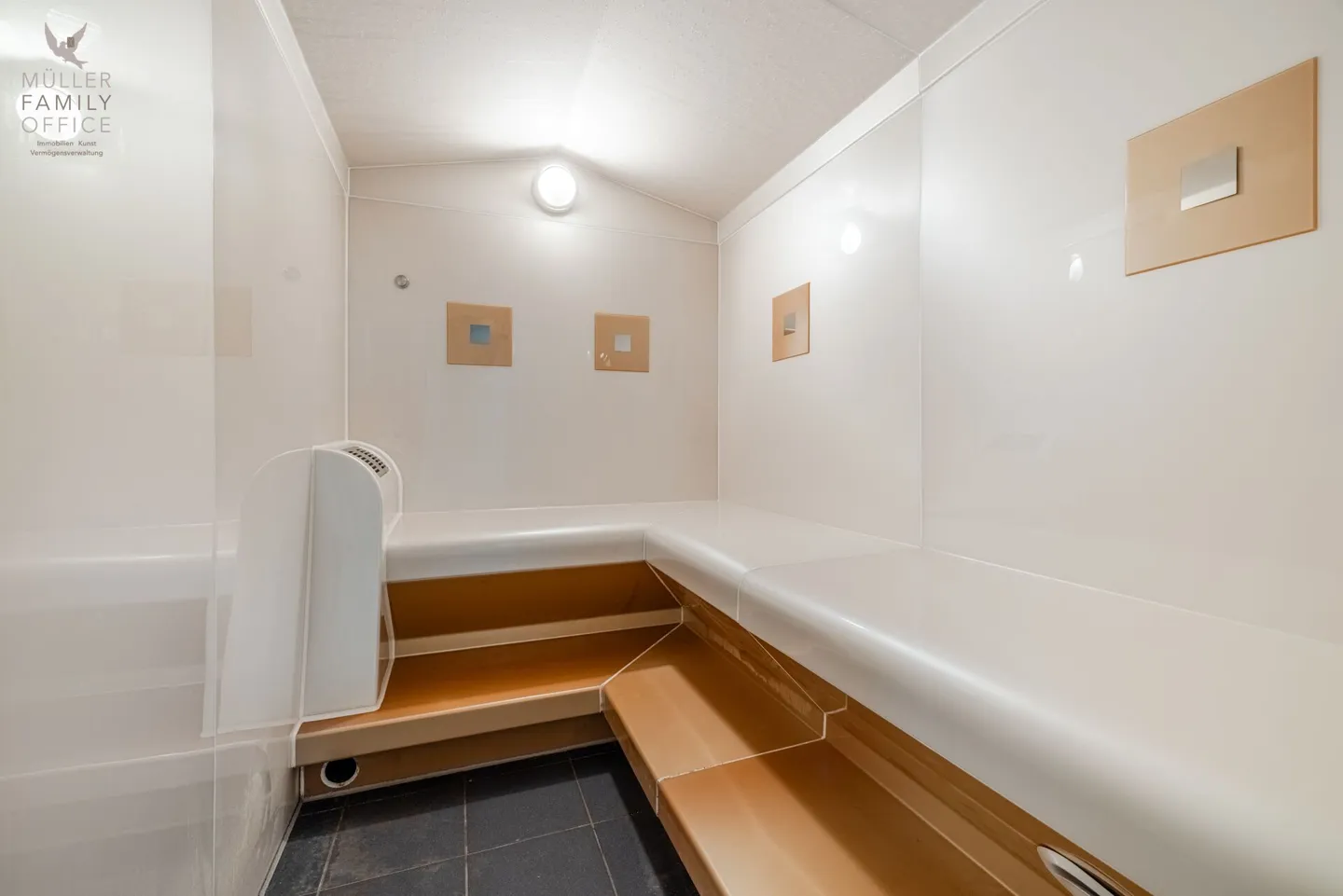 Incantevole appartamento 2,5 locali con vista panoramica mozzafiato nella 'Residenza Meierhof' (con obbligo di gestione) - Foto 10 di 13